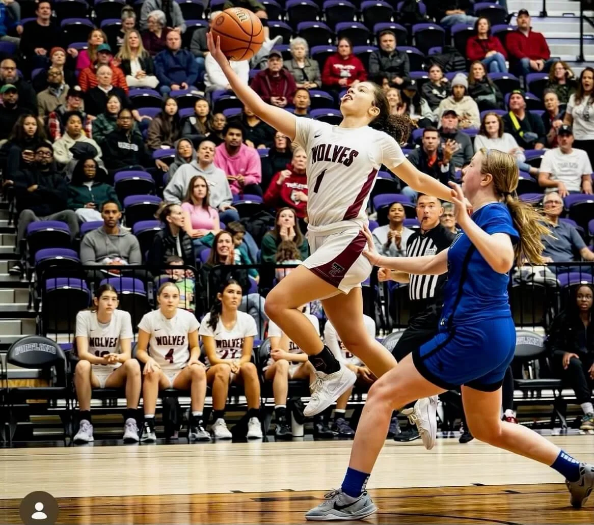 In Oregon prep girls hoop circles, Love Lei is best