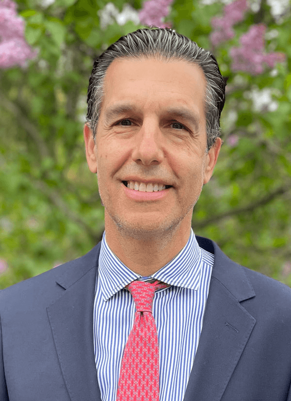 Veteran attorney Arnie Herz, who is representing Bell, is attempting to negotiate with the Blazers — with so far, little success