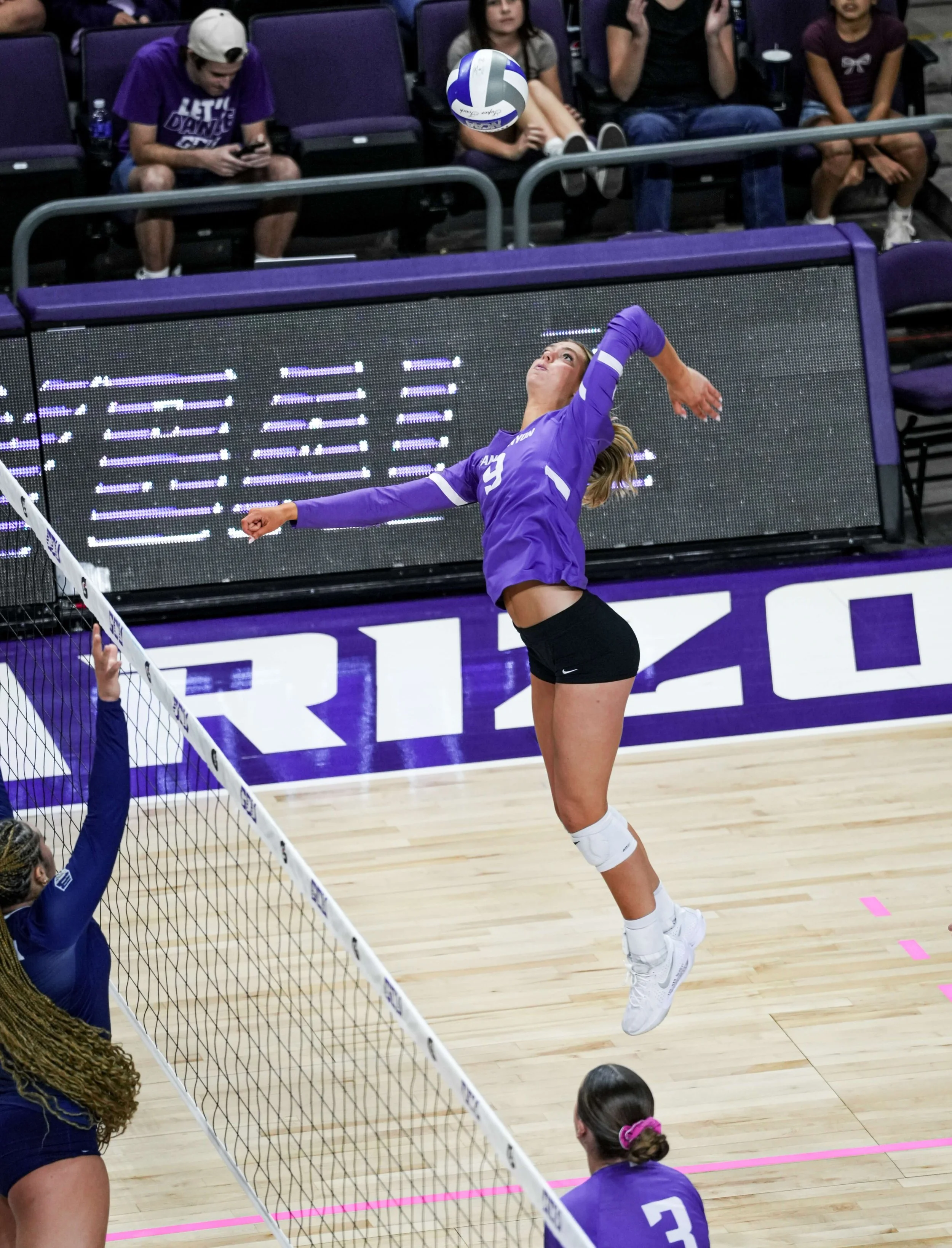 Grand Canyon coach Kendra Potts felt Hughes was a natural as a southpaw at right-side hitter (courtesy Grand Canyon athletics)