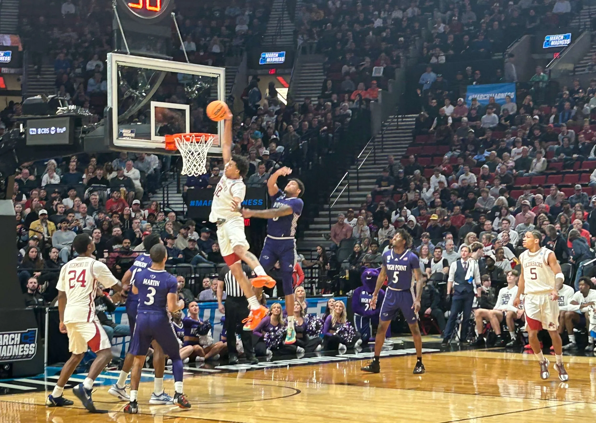 Billy Richmond Jr., who collected 15 points and 10 rebounds, dunks one for Arkansas