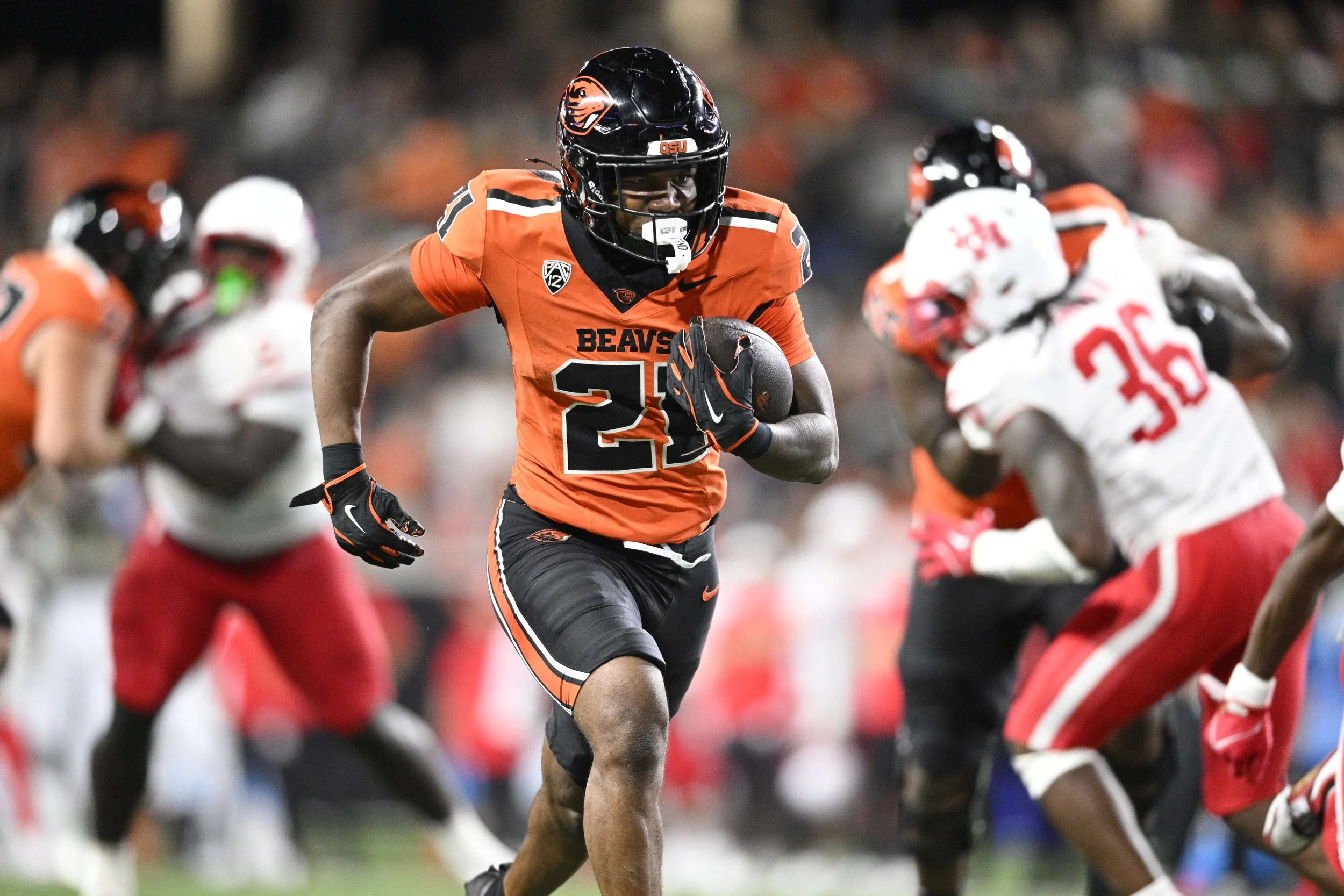 Beavers roll for quite a spell, but can’t seal the deal on Houston