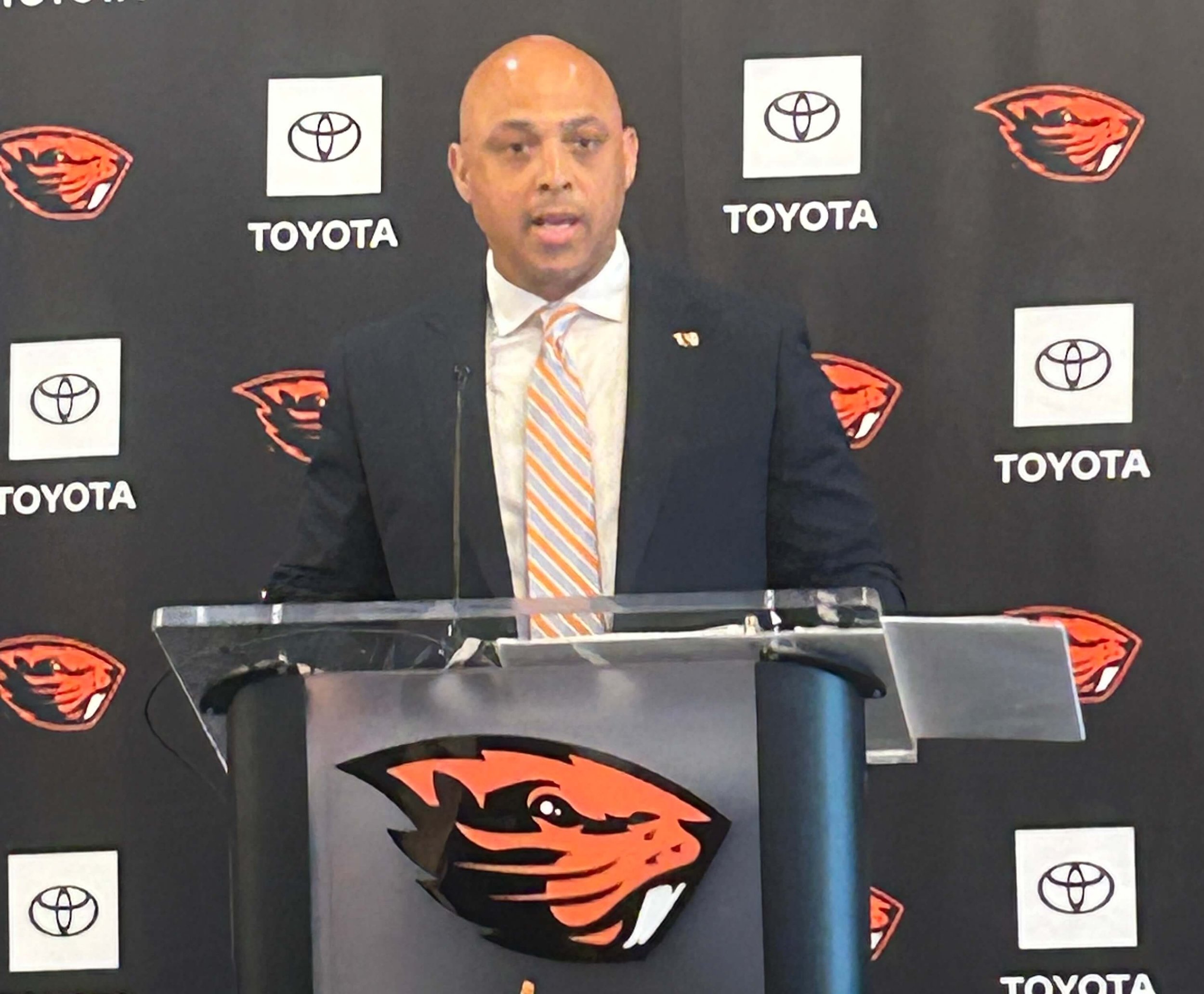 With Kevin Griffin, on all things Beaver sports