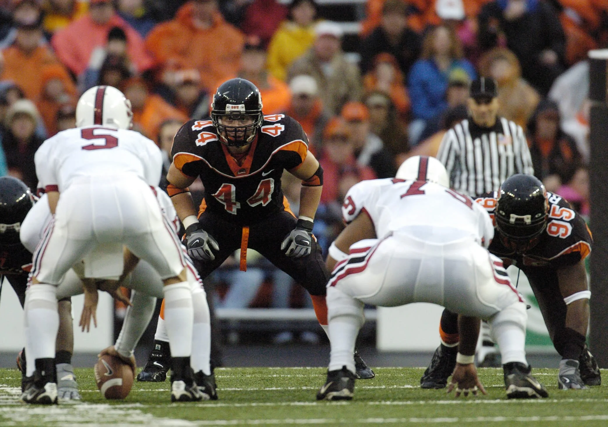 Bray was a first-team All-Pac-12 linebacker at Oregon State as a senior in 2005 (courtesy OSU sports communications)