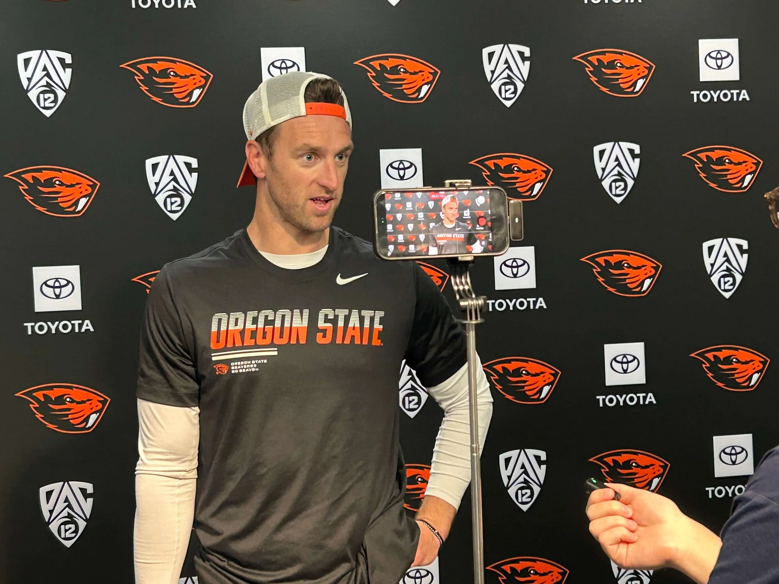 Dahlen says OSU coaches want to shock fans with how hard the Beavers play