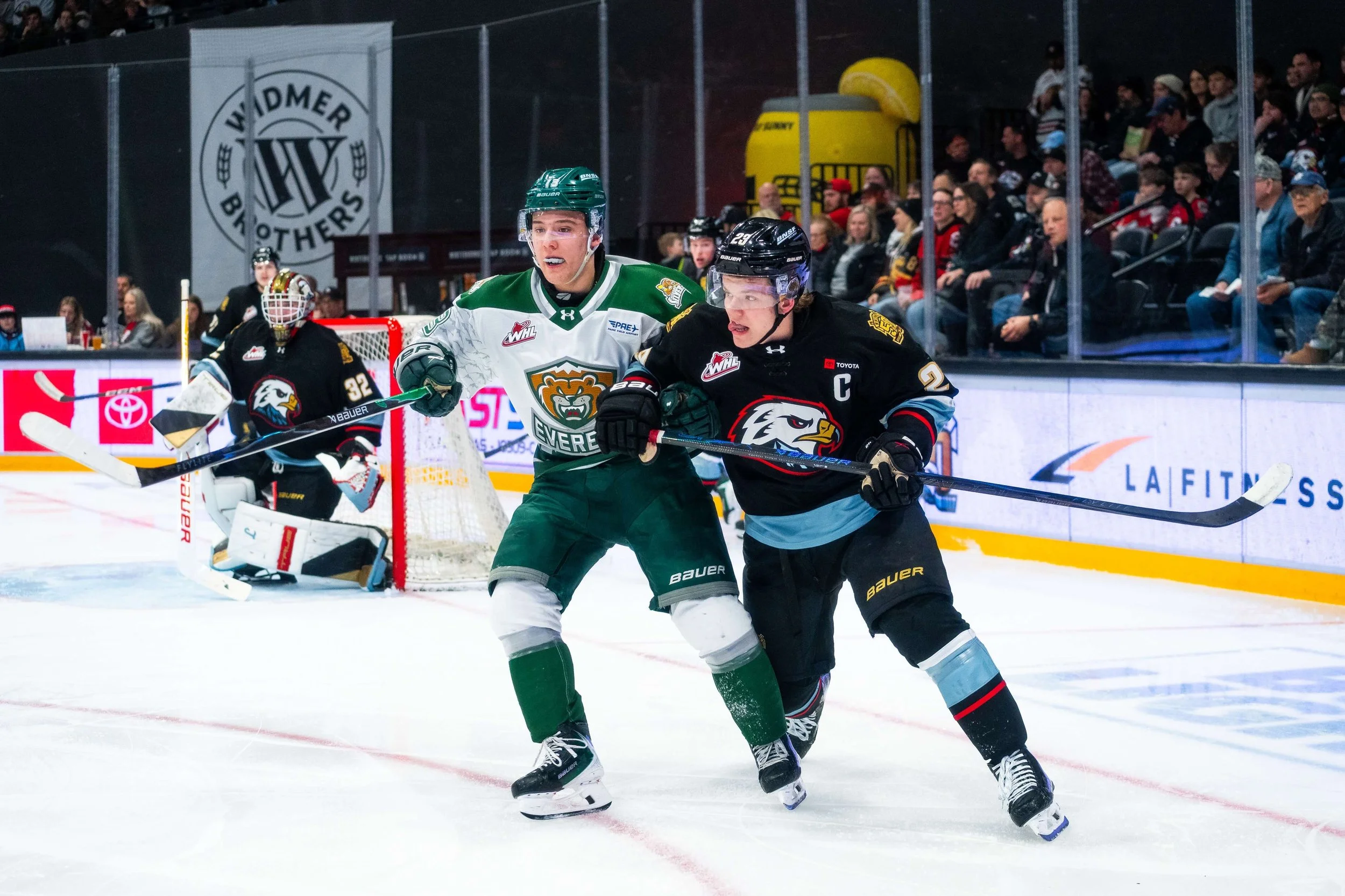 Winterhawks captain Ryan Miller was the game’s first star, but a third-period rally lifted Everett past them Sunday at Memorial Coliseum (courtesy Winterhawks/Kai Brown)