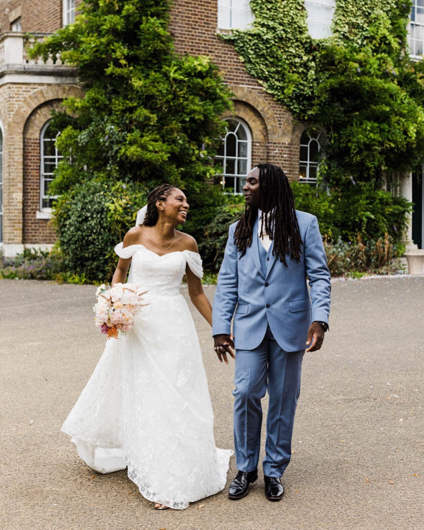 Love these beautiful photographs of the gorgeous Stephanie &amp; Dwight ❤️ 

&ldquo;..Katie, was absolutely brilliant. Friendly and adaptable, she was able to get some beautiful posed and candid shots&hellip;&rdquo; -Stephanie &amp; Dwight

Photograp