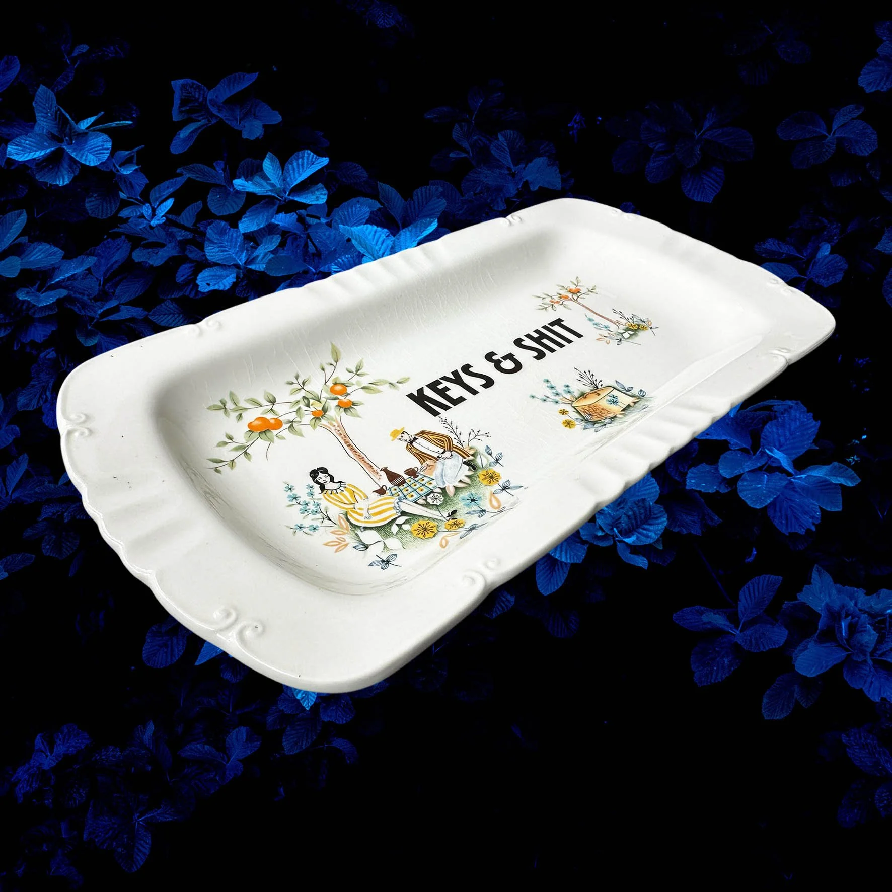 Trinket_dish_keys_and_shitK2.jpg
