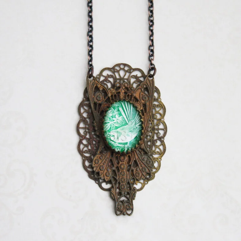 TSC_filigree_necklace_fantailA.jpg