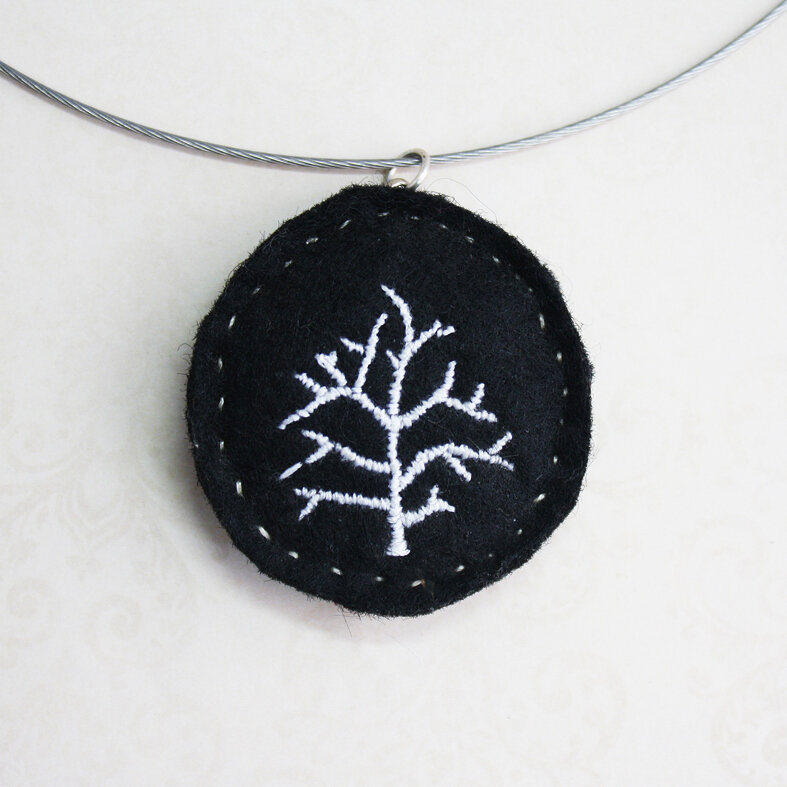 Embroidered Necklace - Tree