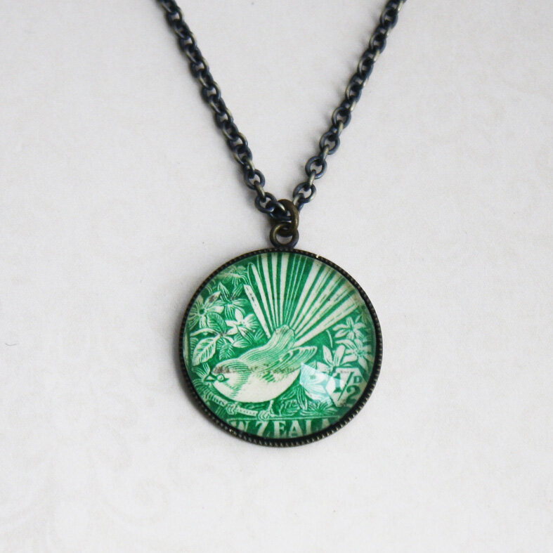 Round Necklace - Fantail