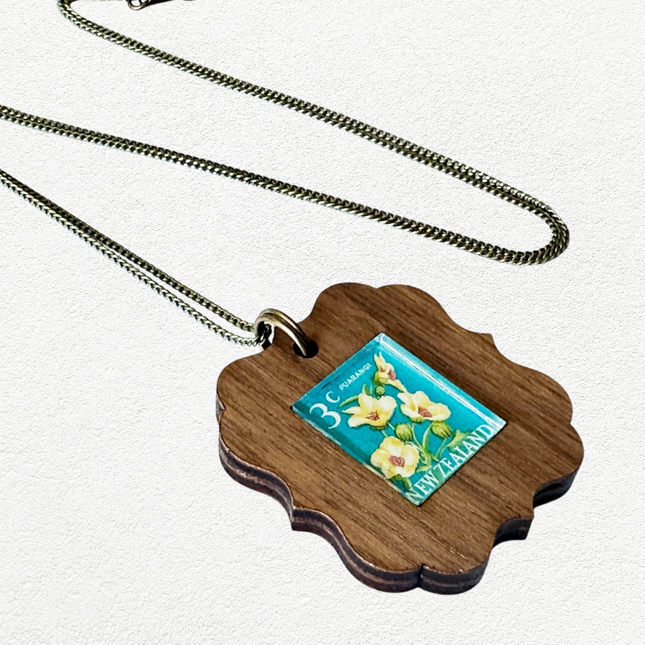 Stamp_necklace_square_puarangiA4.jpg