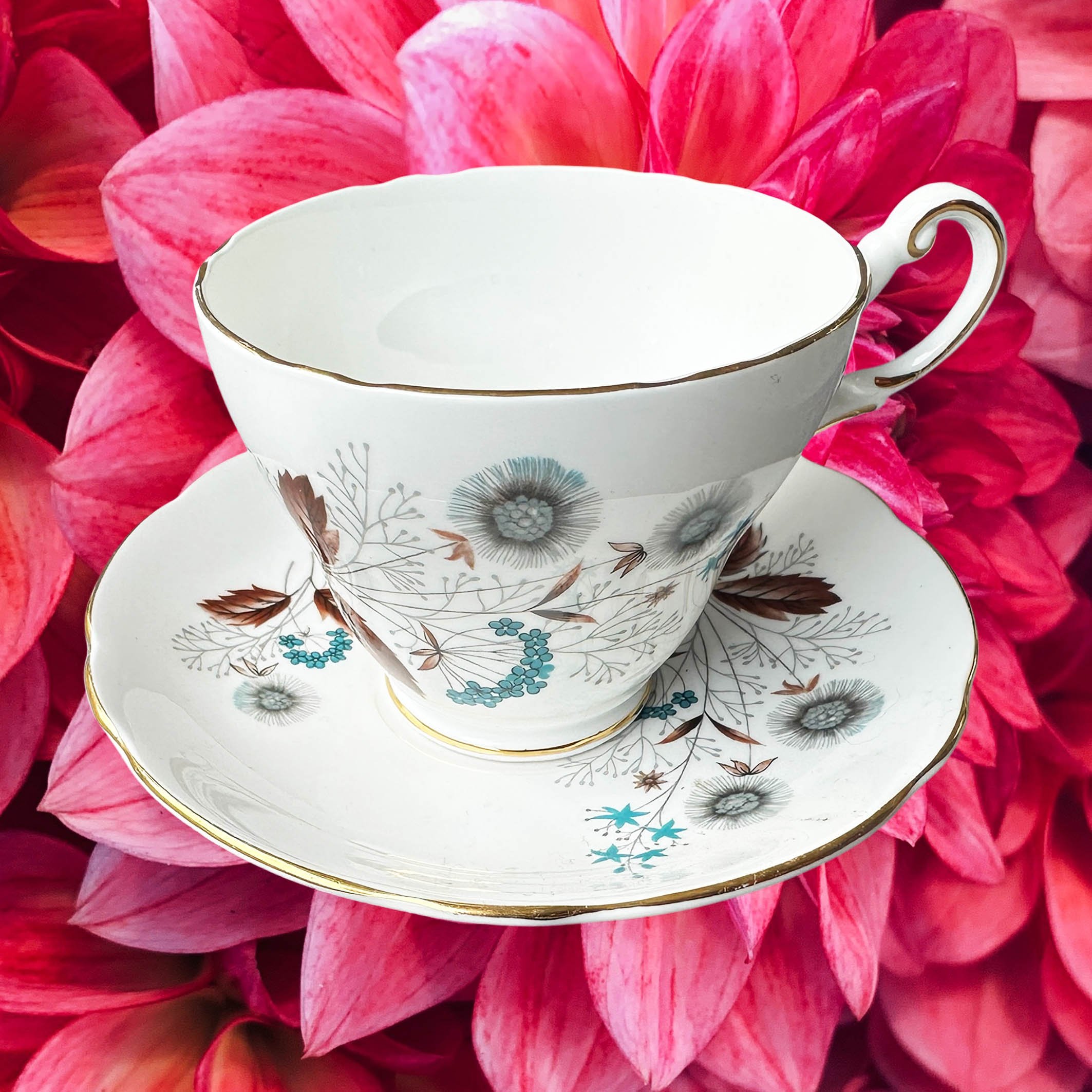 Tea_cup_this_could_be_ginL3.jpg