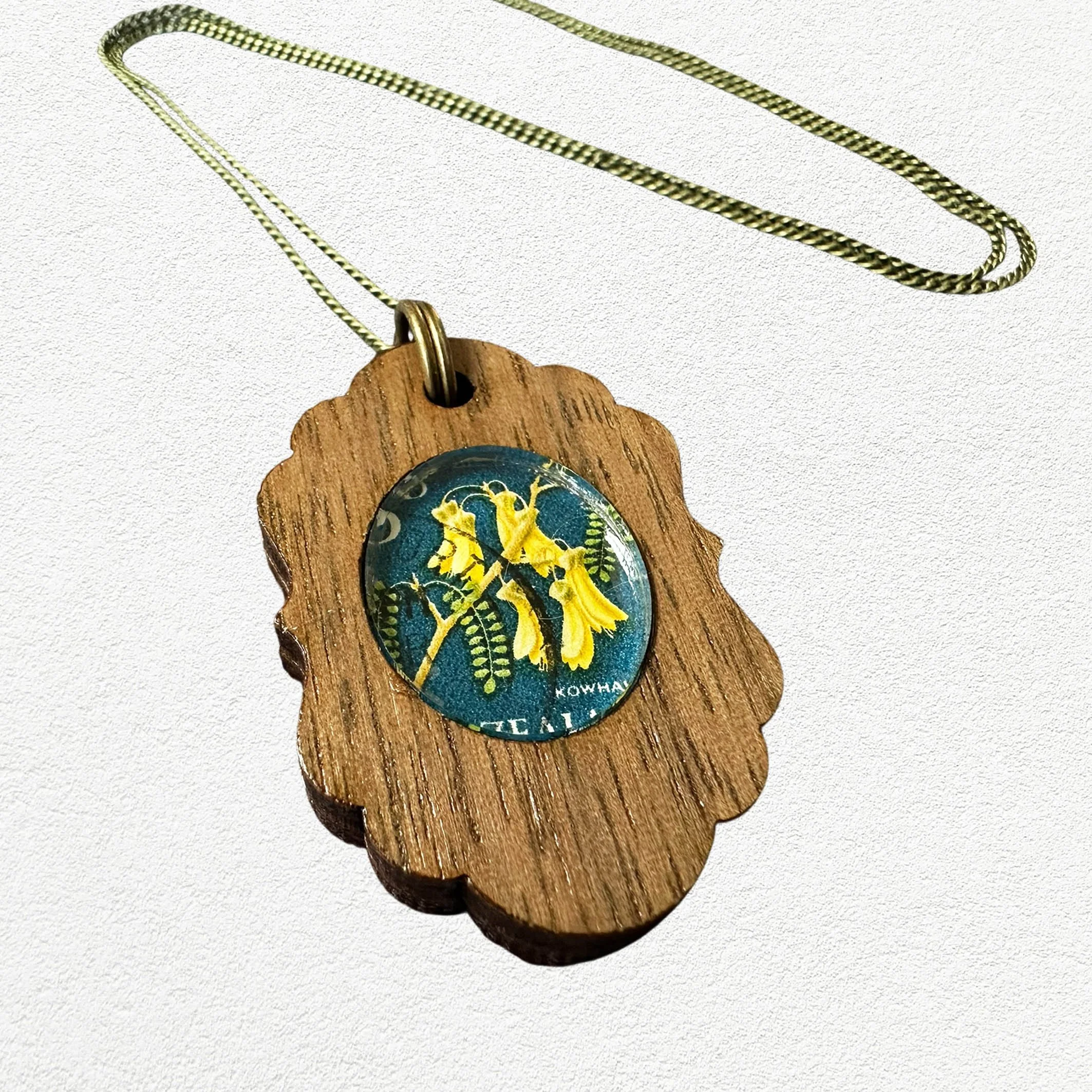 Stamp_necklace_oval_small_kowhaiA4.jpg