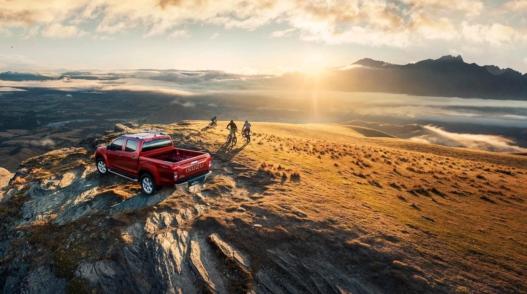 Erik Williamson Photographer | Automotive Photography | Isuzu | DMAX | MTB