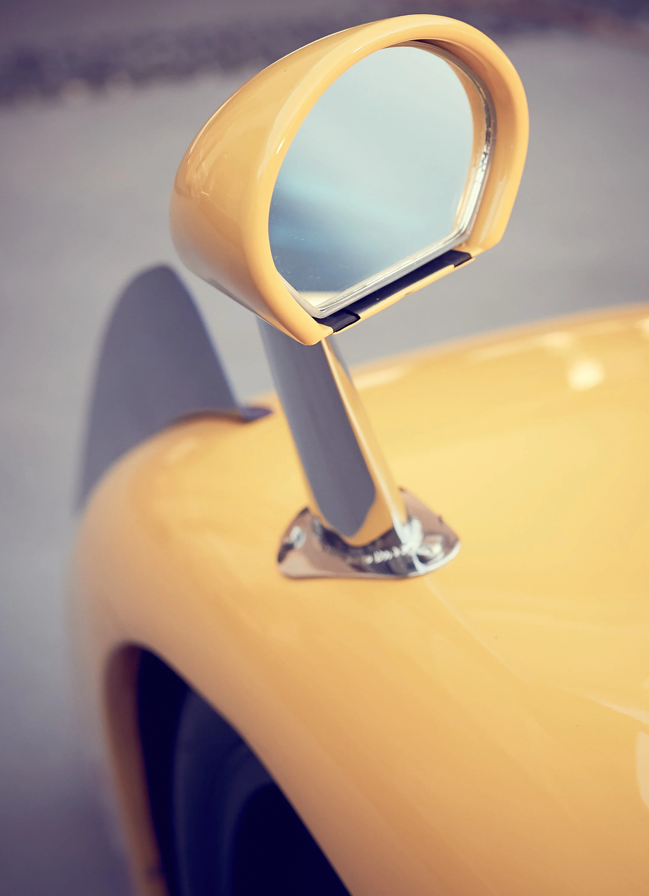 Erik Williamson Photographer | Automotive Photography | McLaren  M8E | Mirror