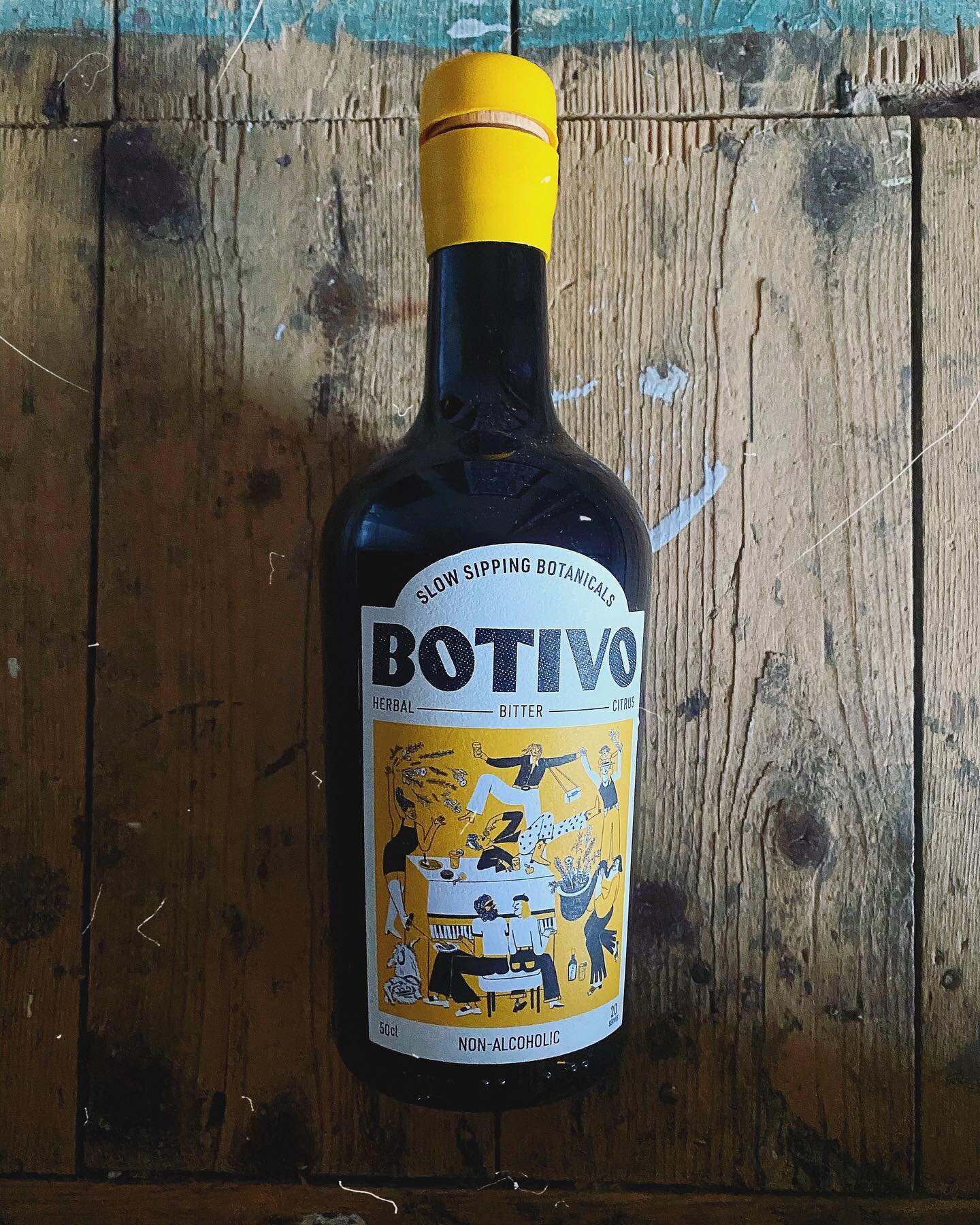 The perfect festive non alcoholic botanical aperitivo.
Just add soda &amp; a slice of Orange and you&rsquo;re away..happy days! 
Looks pretty cool too 🍃 @botivodrinks 

#nonalcoholic #botanical #botanicaldrinks #festive #festivedrinks #nolo #coctail