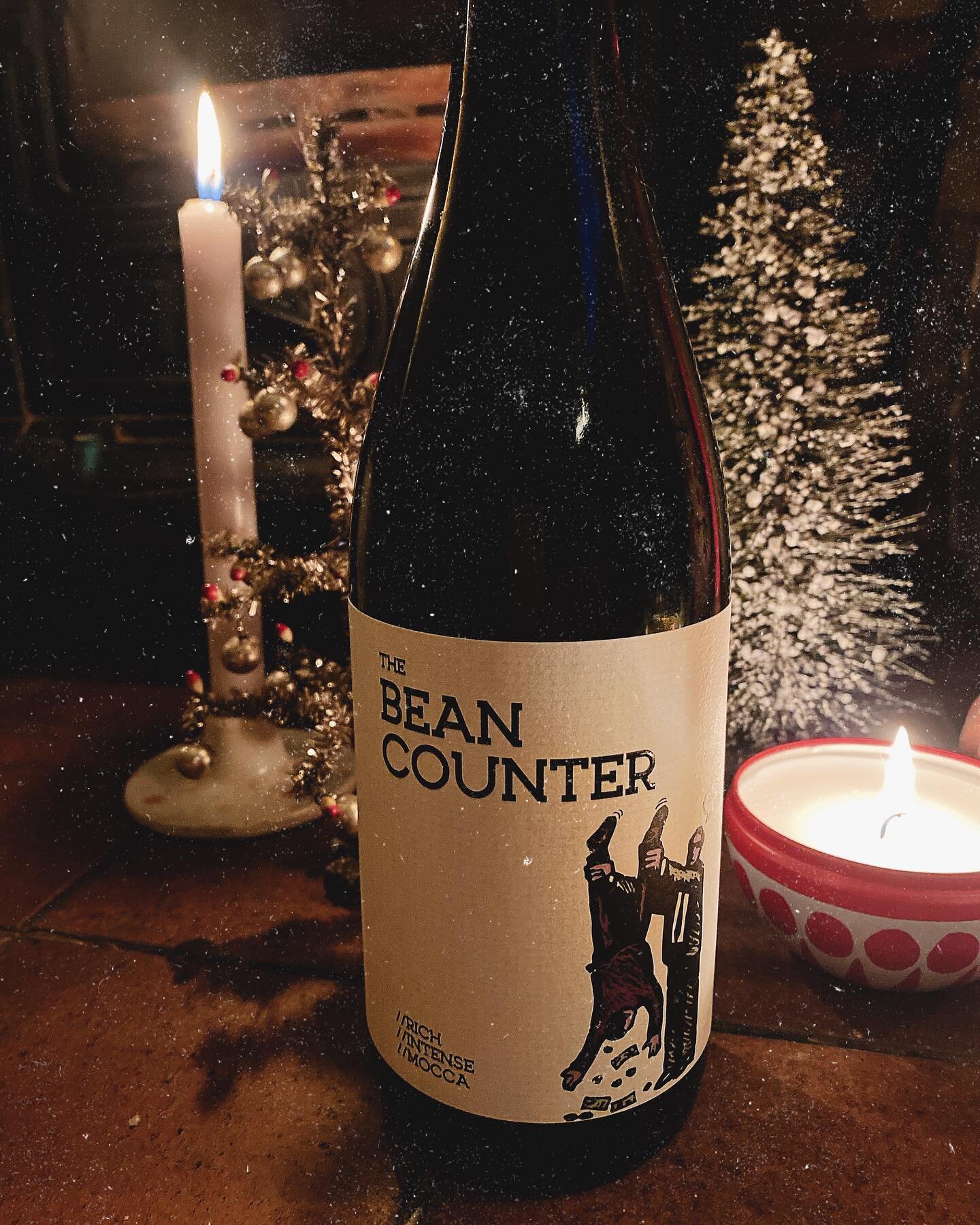 Even Scrooge would spend a few pennies on this beauty &amp; get cosy 🍷

Italy&rsquo;s Appassimento style made from Spain&rsquo;s Monastrell grapes&hellip;super special! 

#redwine #festivewine #christmaswine #scrooge #spanish #spanishwine #winesofsp