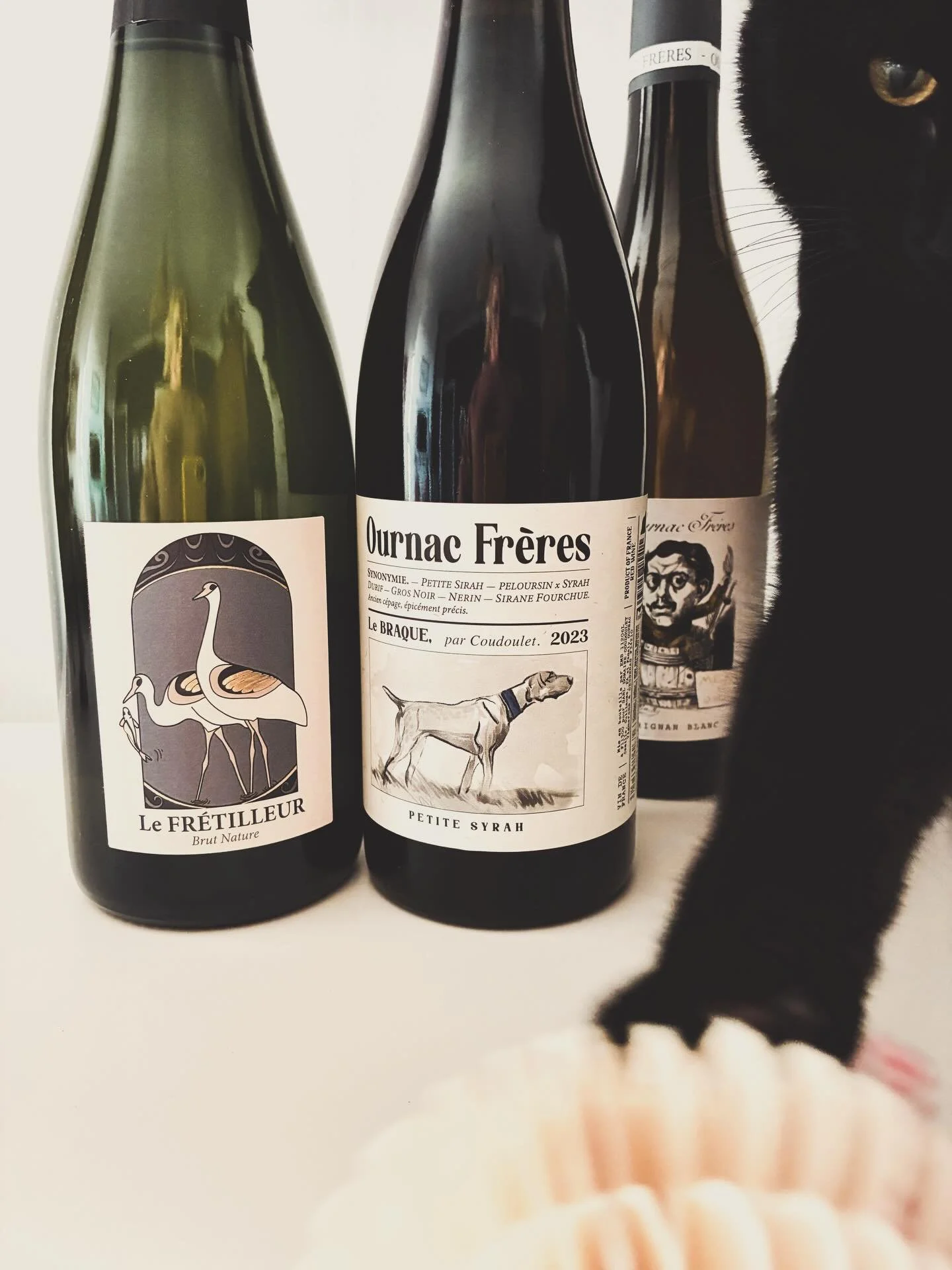 Ho ho ho what a festive selection!! 🎄🎄🎄

From our Ournac Fr&egrave;res label in Languedoc.

Brut Nature - delicious citrus &amp; fine bubbles
Petite Syrah - full bodied &amp; smooth, mulberry &amp; blackberry.
Carignan Blanc - apricots, soft tropi