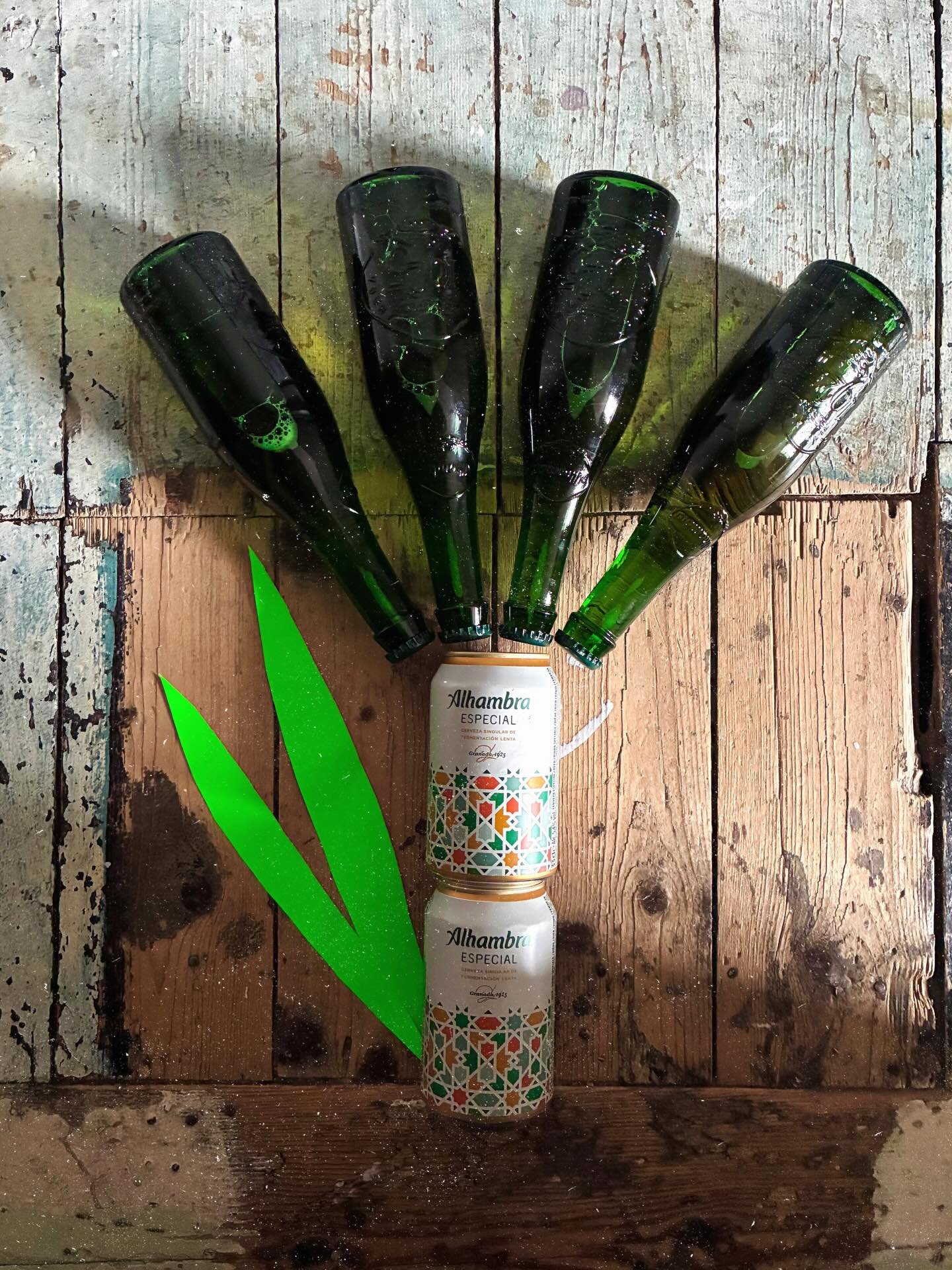 Spring is in the air 🍃🍻

Dreaming of beer gardens..

#beer #beertime #beertography #alhambrareserva1925 #spring