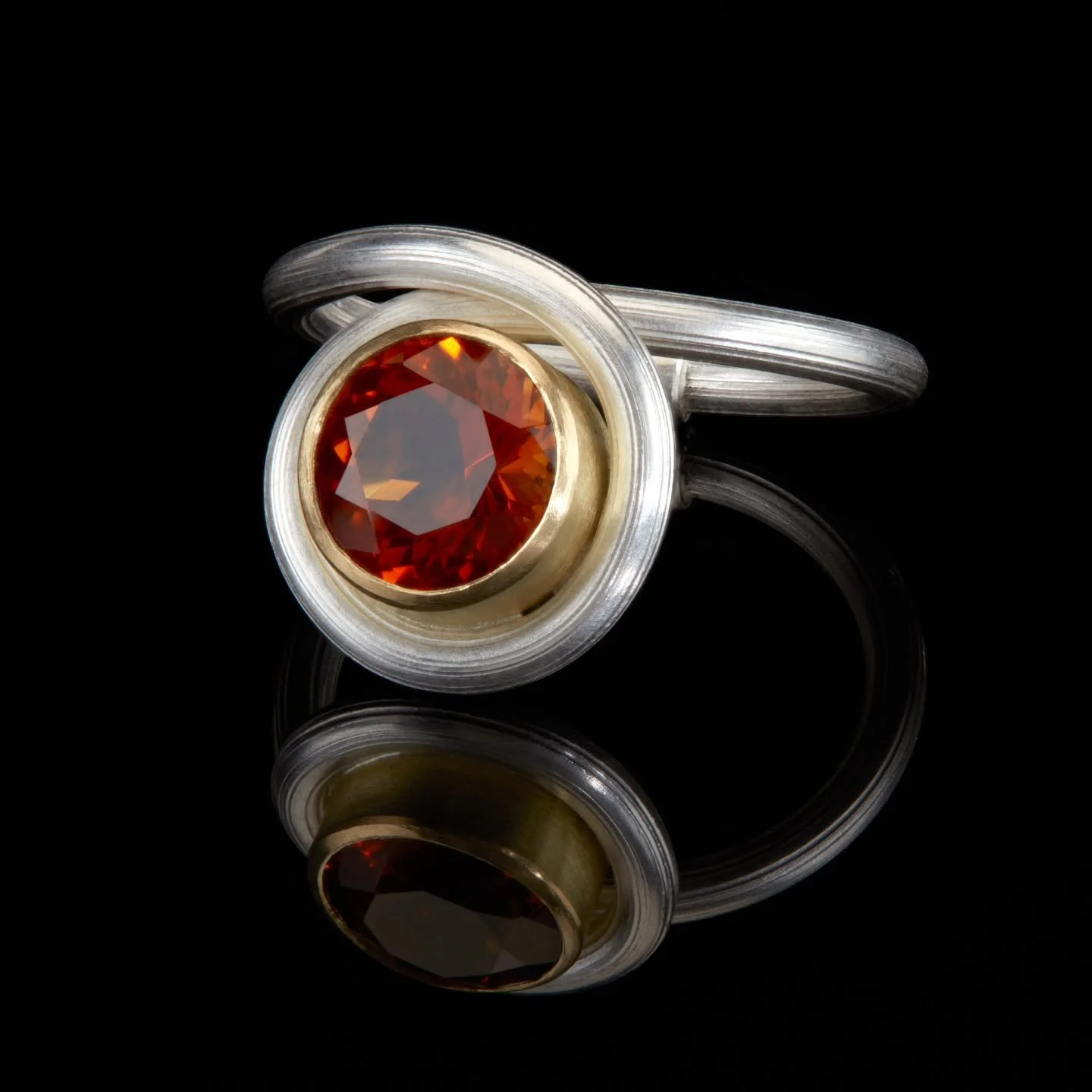 One of the rings I was making in the video @goldsmithsfair posted about me a week or so ago.  This form is so simple and yet a little tricky to get right, it needs to go smoothly first time.  As is so often the case, the effect of simplicity is hard 