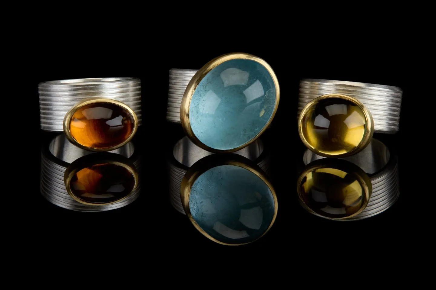 Open Studios this weekend.  Starting with our VIP event on Friday. ⁠
It's not too late to bag a ticket for that, so just drop me a line if you'd like to come along.⁠
⁠
Friday 5 December, 2-5 pm *VIP Preview*⁠
Friday 5 December, 5-9 pm⁠
Saturday 6 &nd