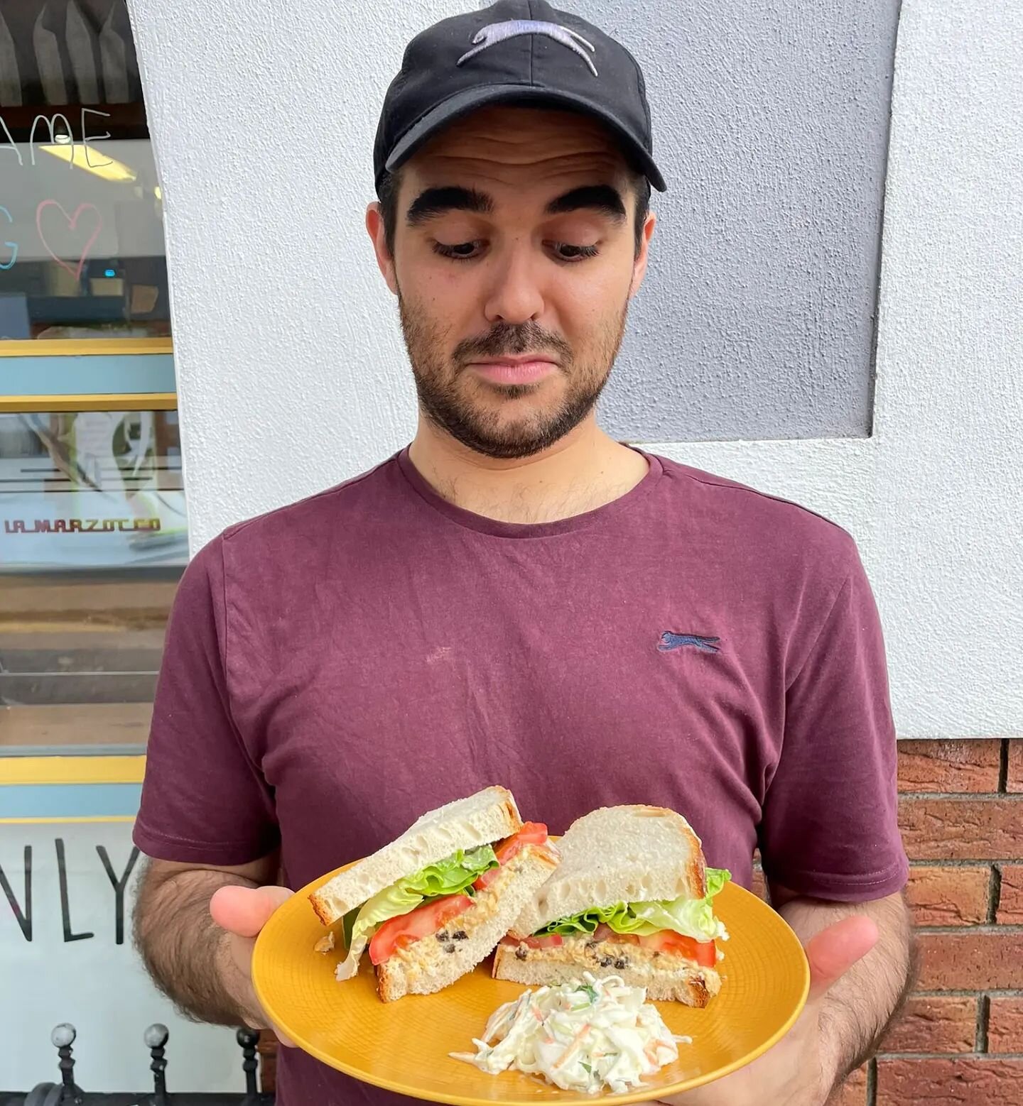 Behold, Miguel's Vegan Tuna Sambo! 

House-made chickpea + nori tuna with fresh sliced tomato, butterhead lettuce and mayo on fresh Arbutus sourdough 💚 

Not sure? Trust us, it's delish!!