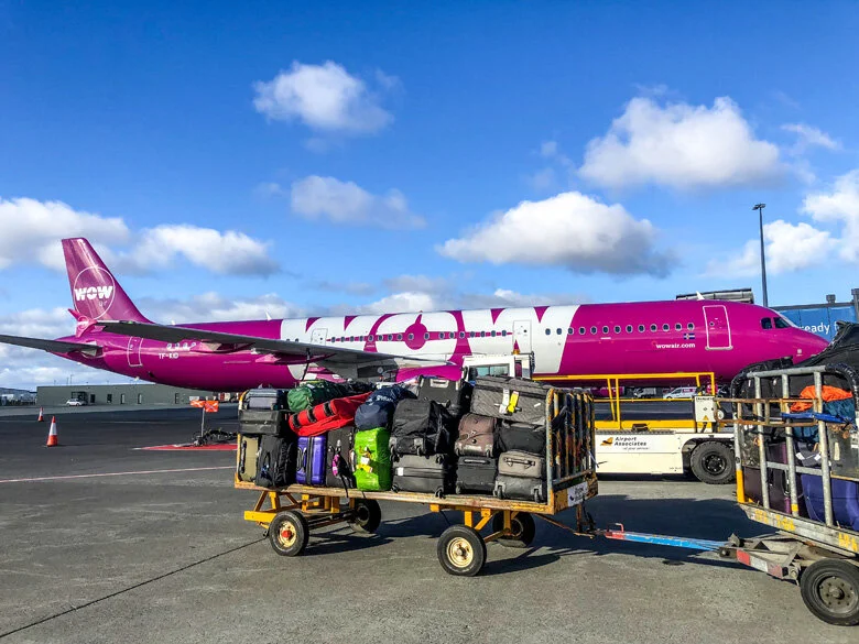 wowair-bags.jpg