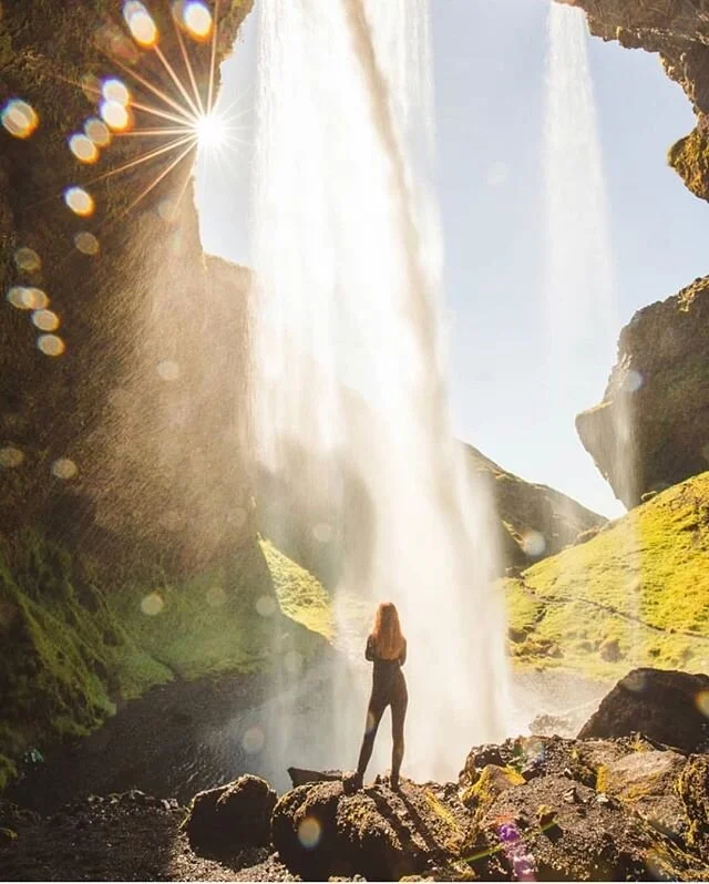 😍💦
.
#wowair #iceland #kvernufoss
.
📸 @earth.mood