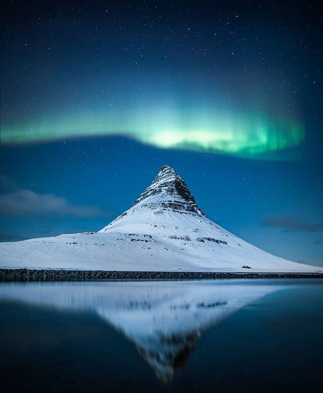 so fresh 💦 so clean
.
#wowair #kirkjufell #iceland
.
📸 @imikegraphics