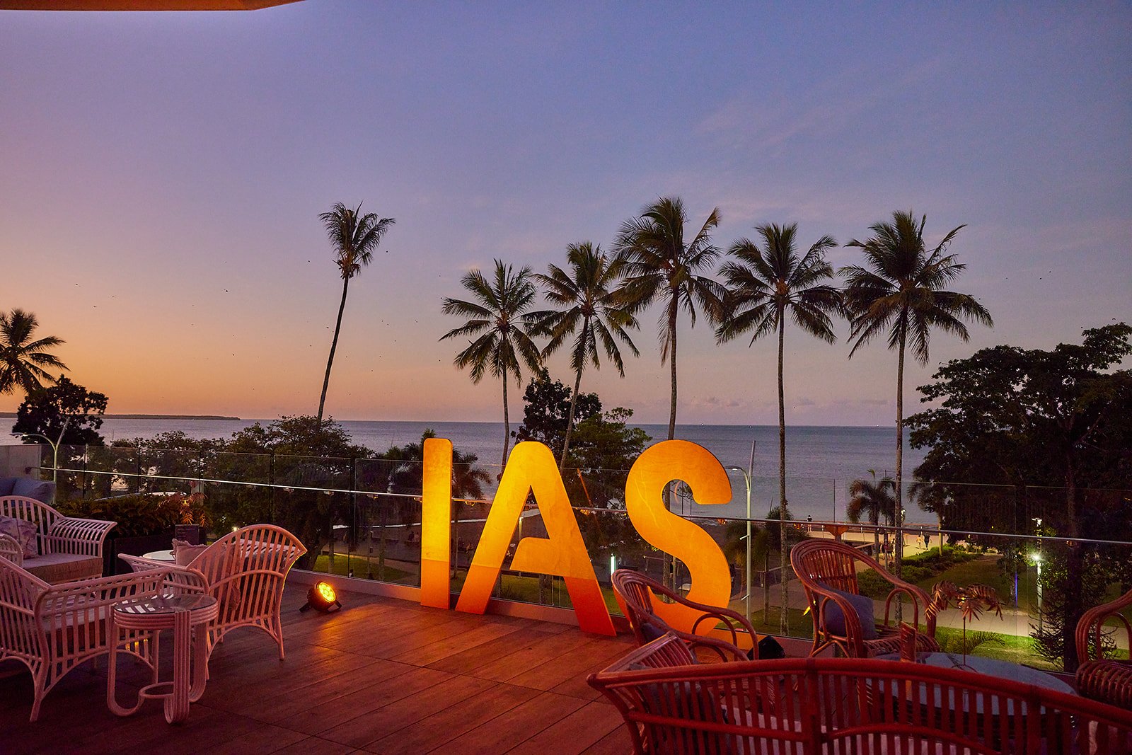IAScains_0046.jpg