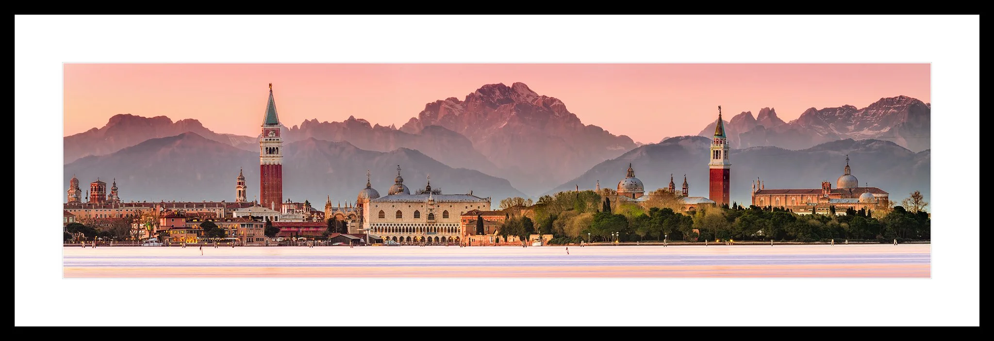 Lo stravedamento. Venezia e le Dolomiti in un unico scatto