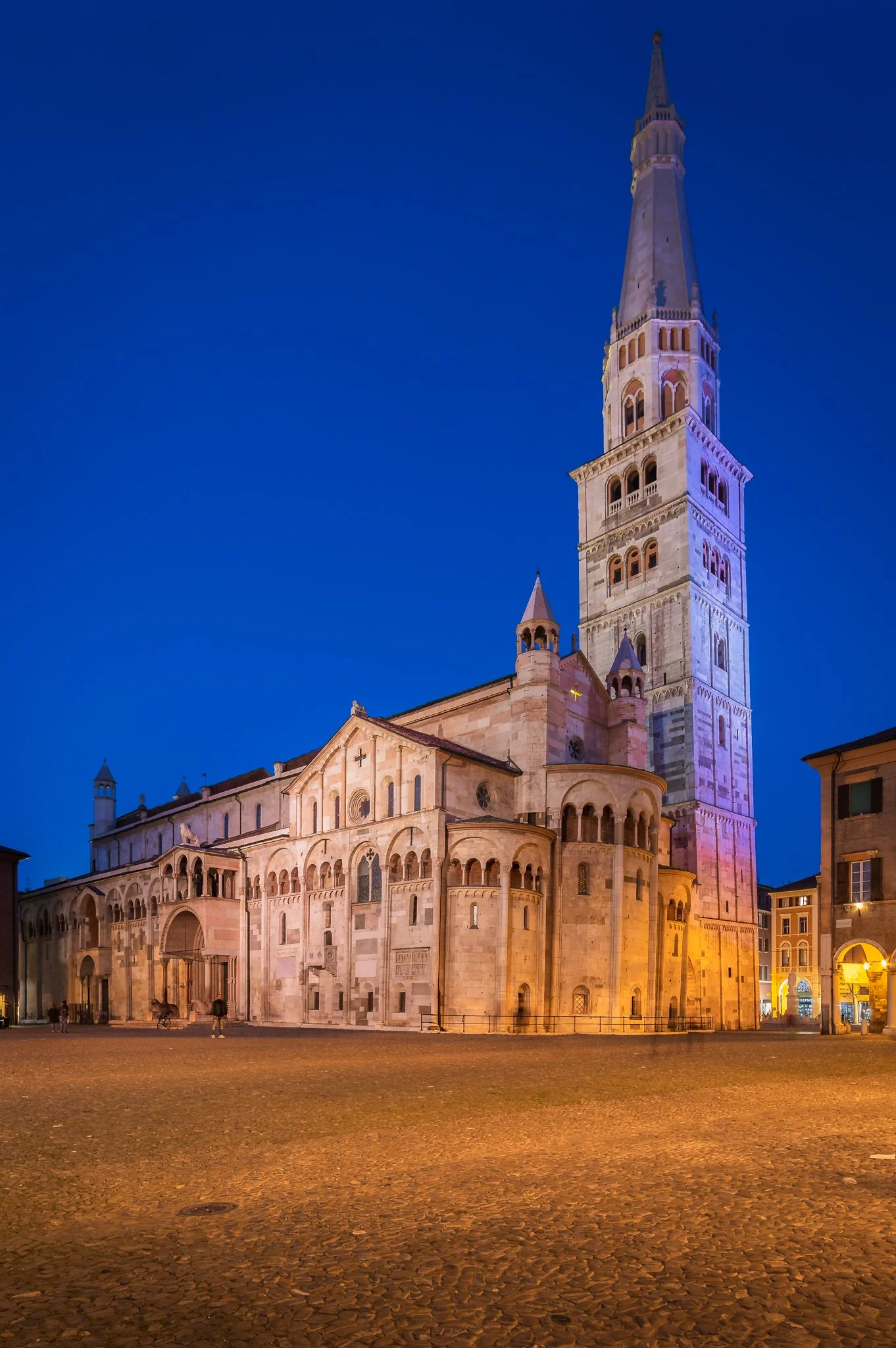 Modena 5.jpg