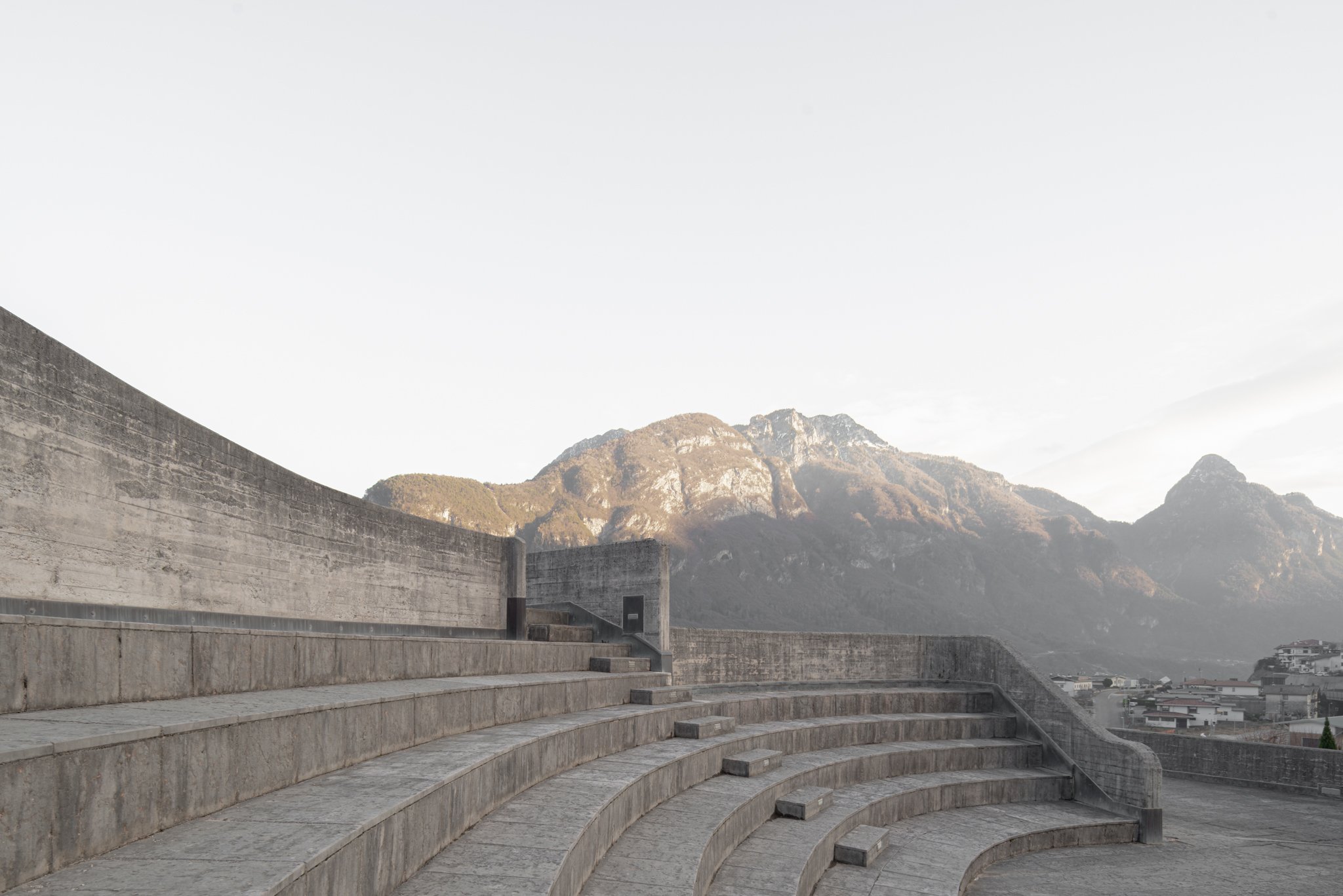 Chiesa di Santa Maria Immacolata, Longarone. Architetto: Giovanni Michelucci