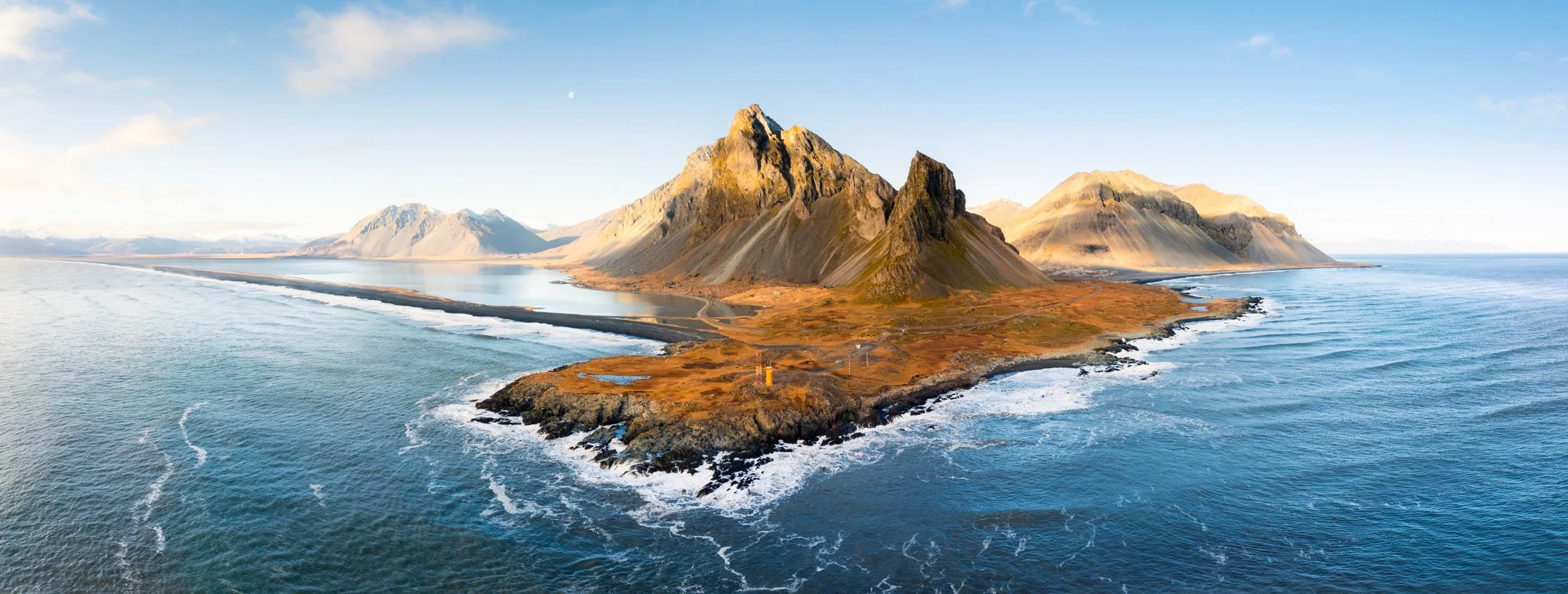 Islanda drone Hvalnes Eystrahorn.jpg