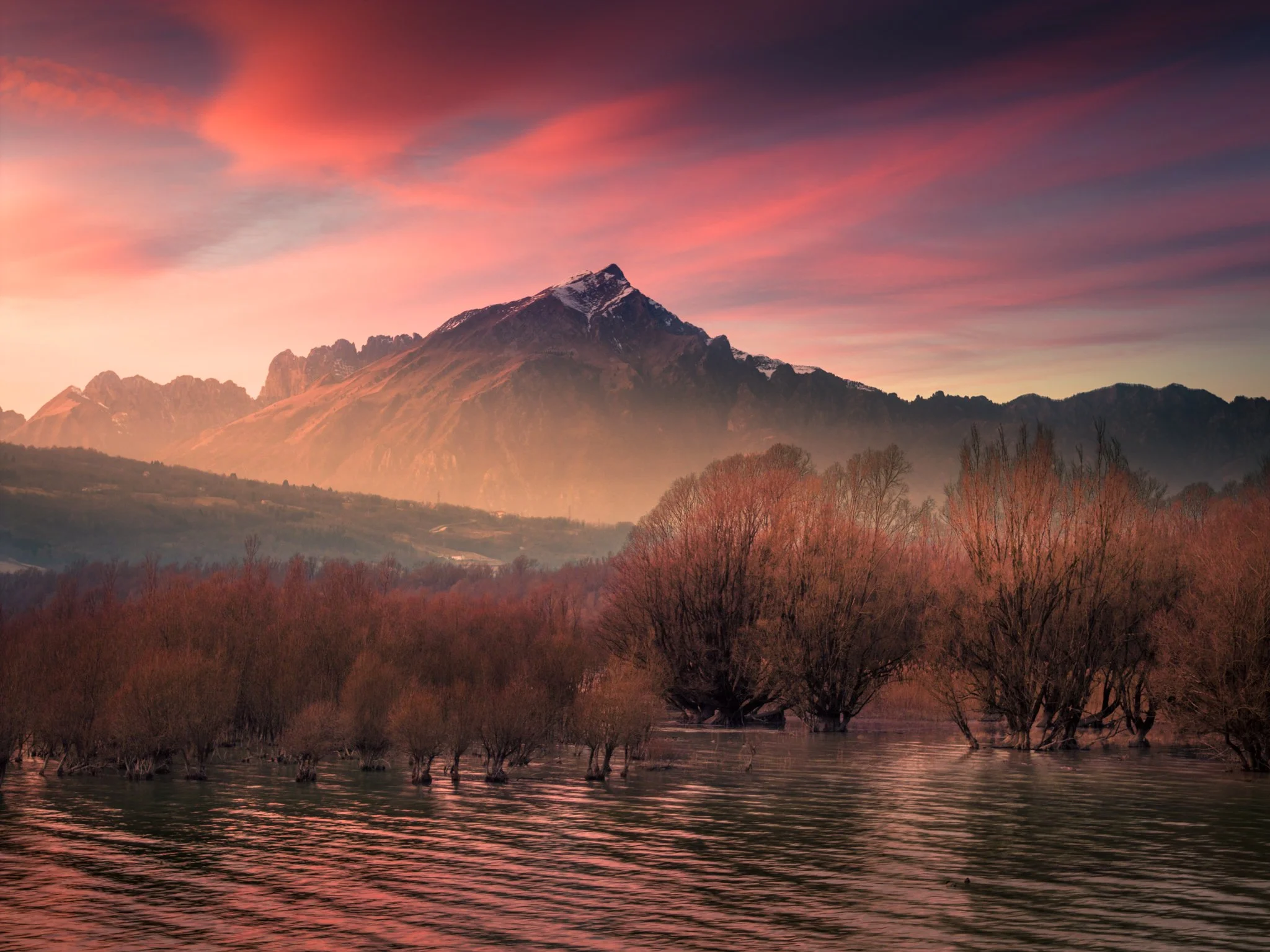 Veneto Lago di Santa Croce drone.jpg
