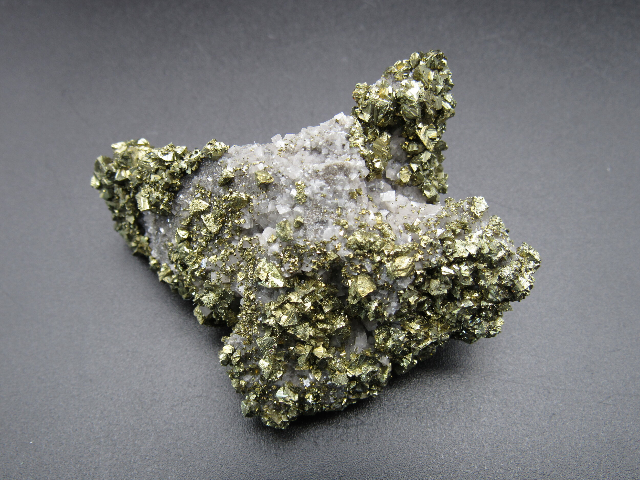 Chalcopyrite  -  Missouri