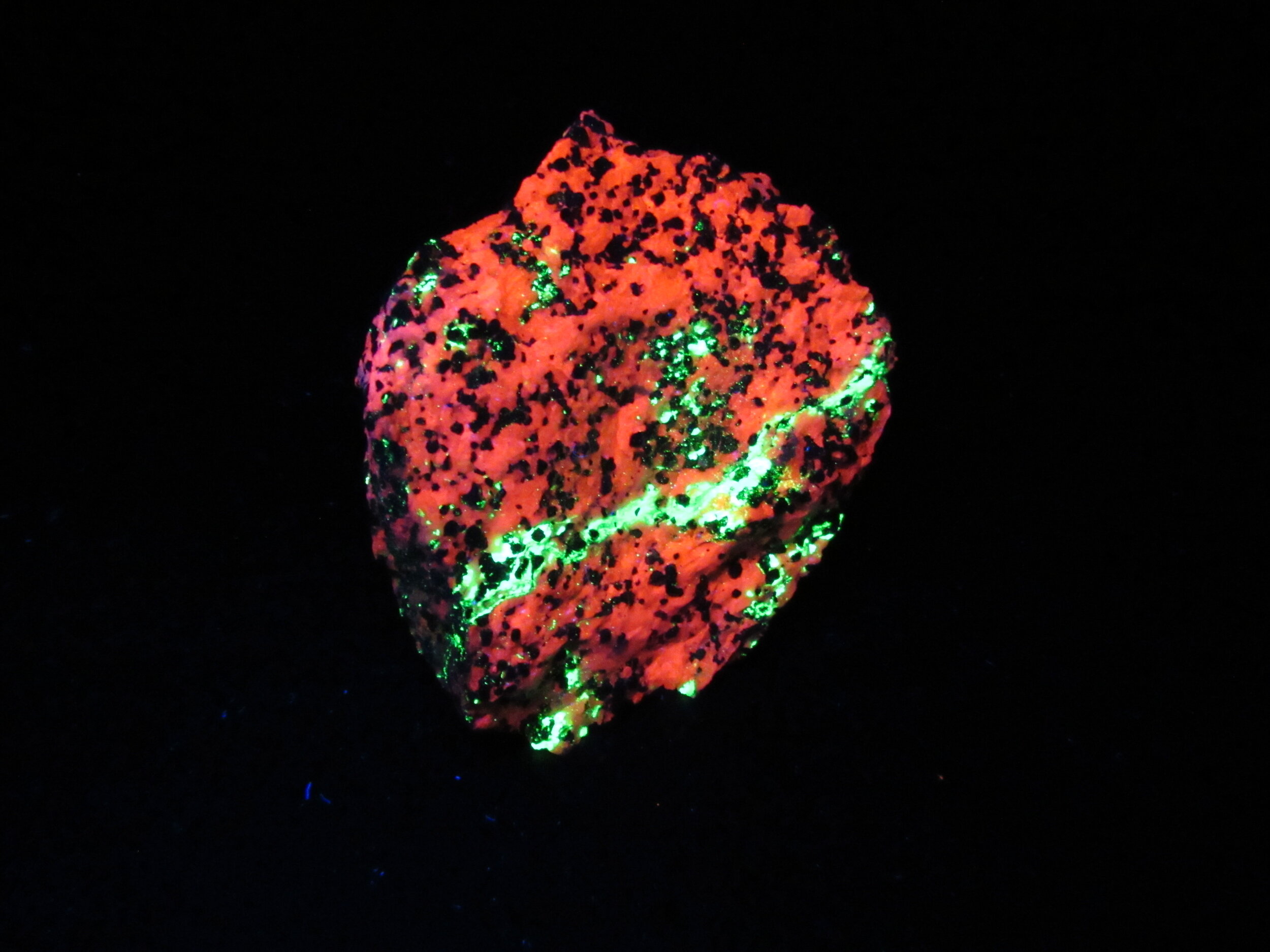 Franklinite, Willemite &amp; Calcite - Franklin, New Jersey