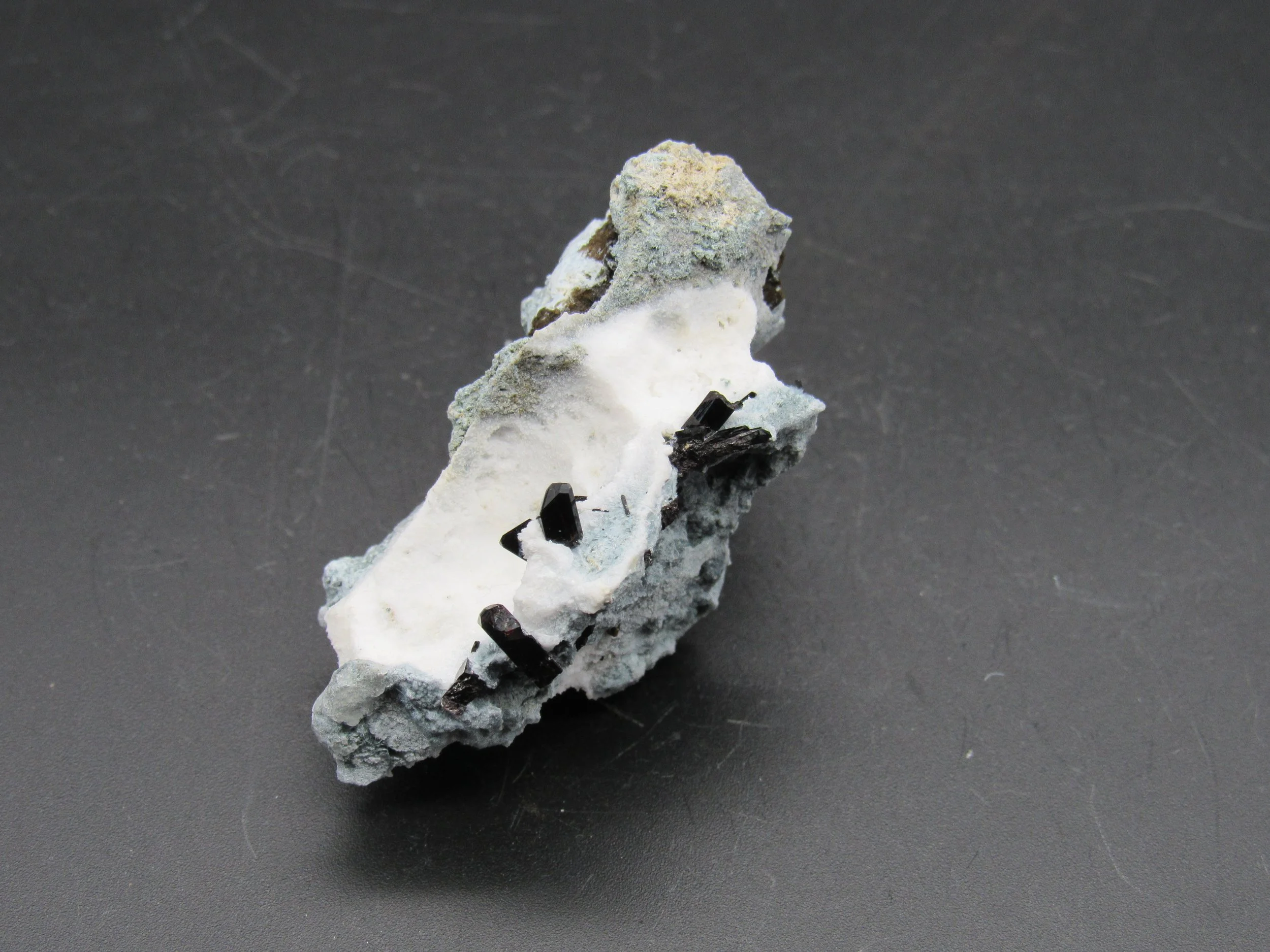 Neptunite -California