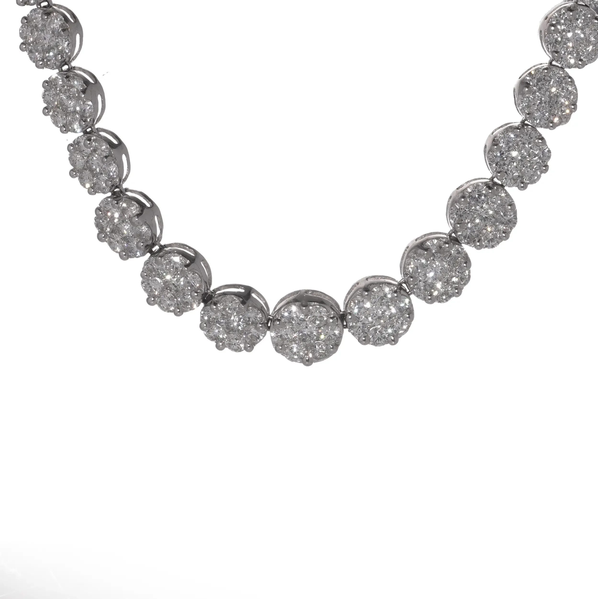 18kt-white-gold-diamond-cluster-necklace-30-carat-choker-41cm-Mozeris-Fine-Antiques2.webp