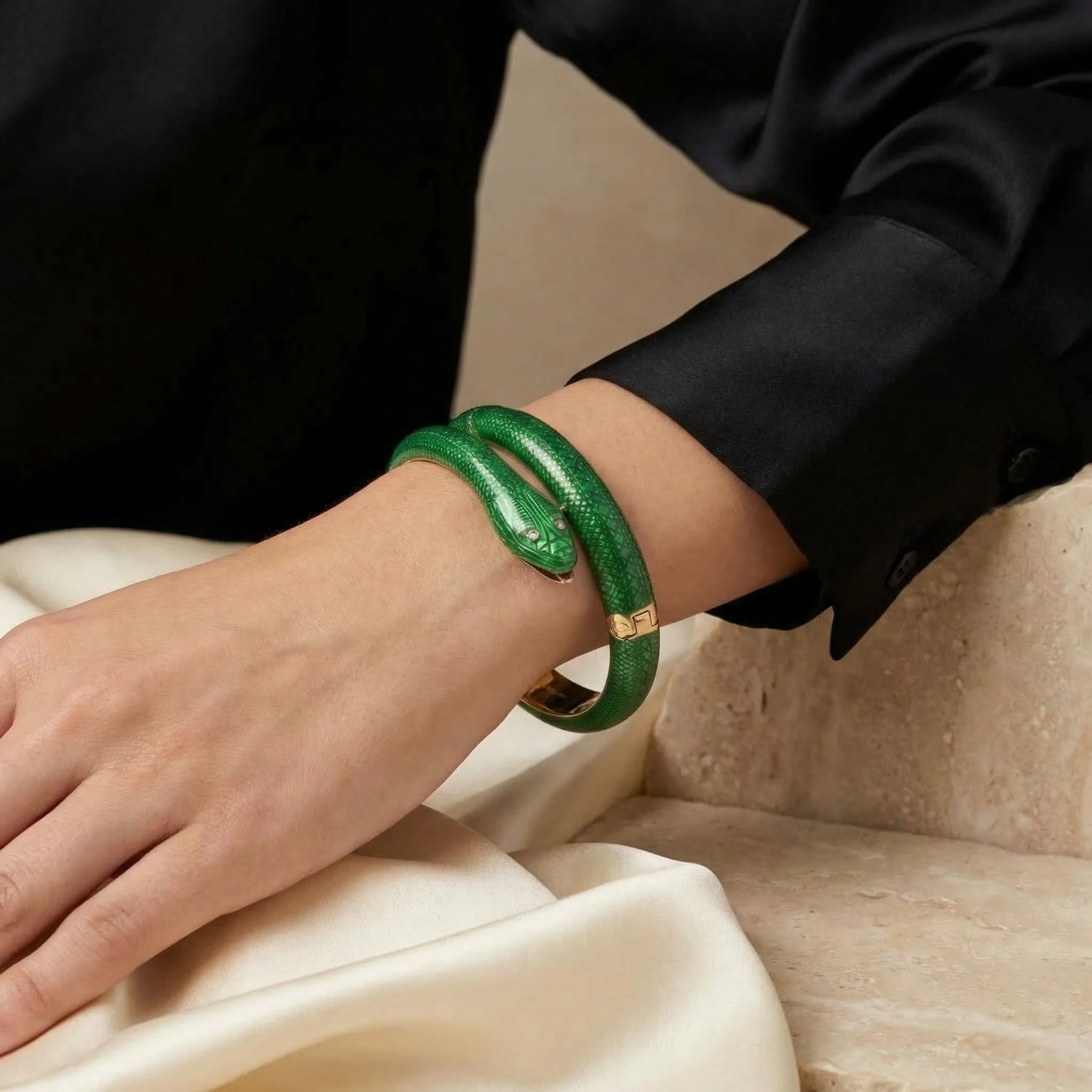 Mozeris-Fine-Antiques--Vintage-Green-Enamel-Snake-Bracelet-18KT-Gold-Circa-1970s-8.jpg