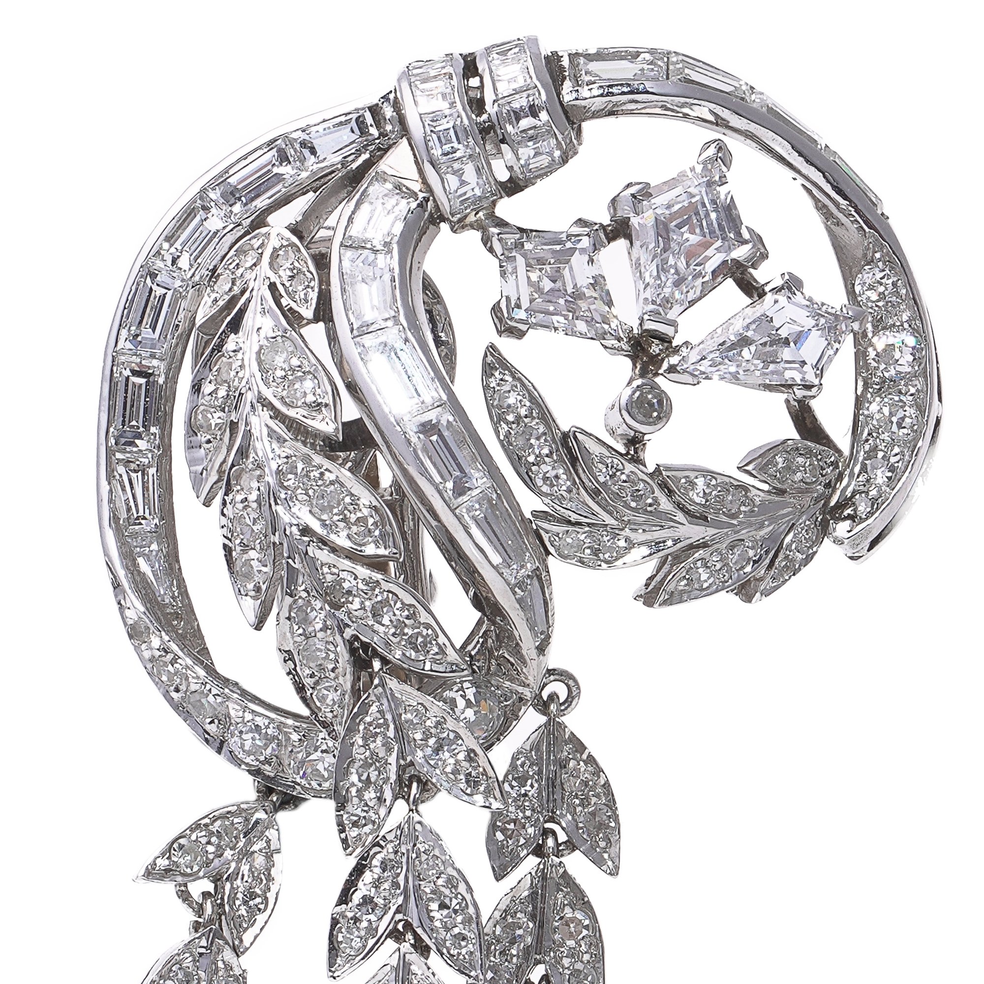 mozeris-fine-antiques_platinum-deco-earrings_1930s_diamond_side_017.jpg