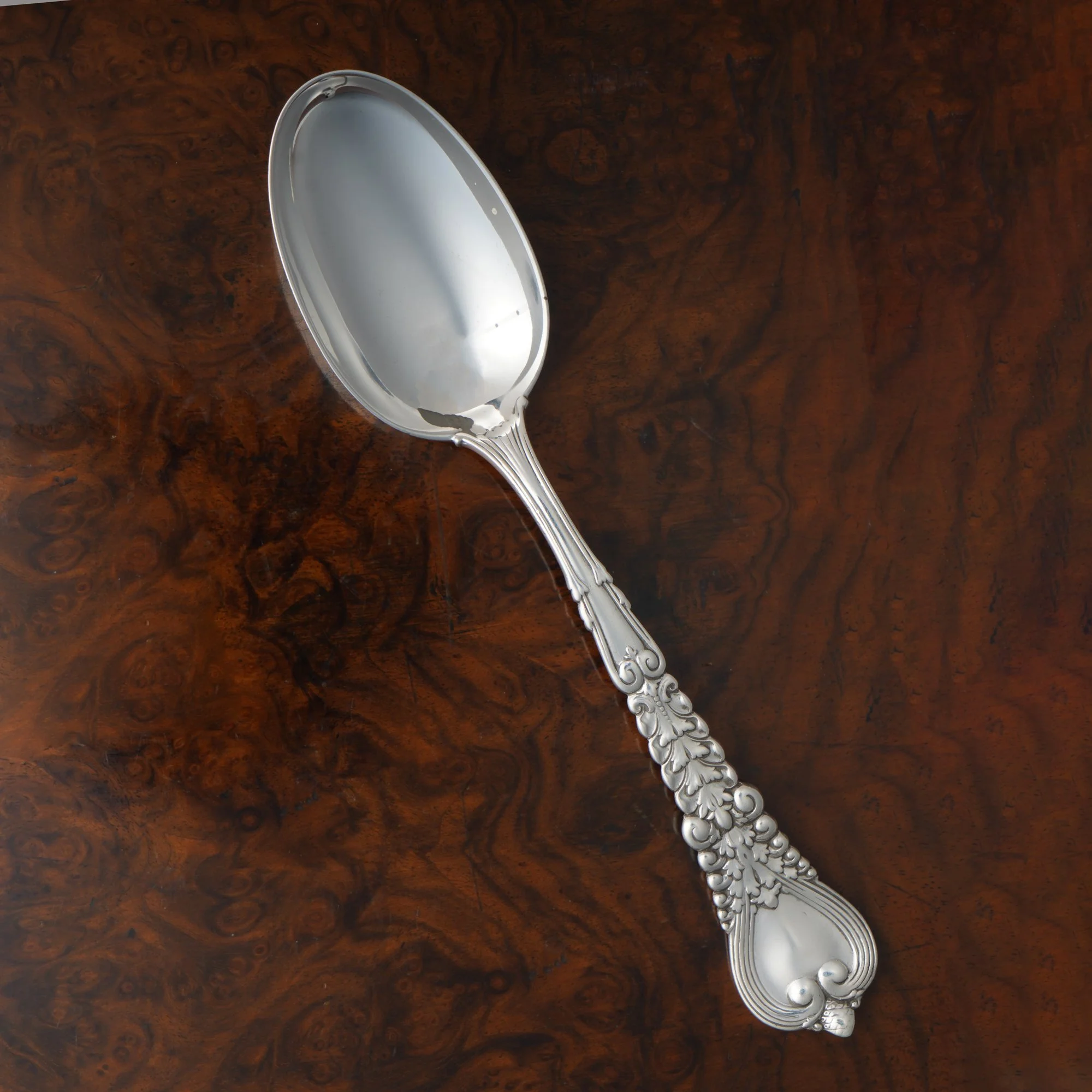 Mozeris-Fine-Antiques-Antique-Tiffany-&-Co.-sterling-silver-Florentine-pattern-spoon-nr6-2.jpg