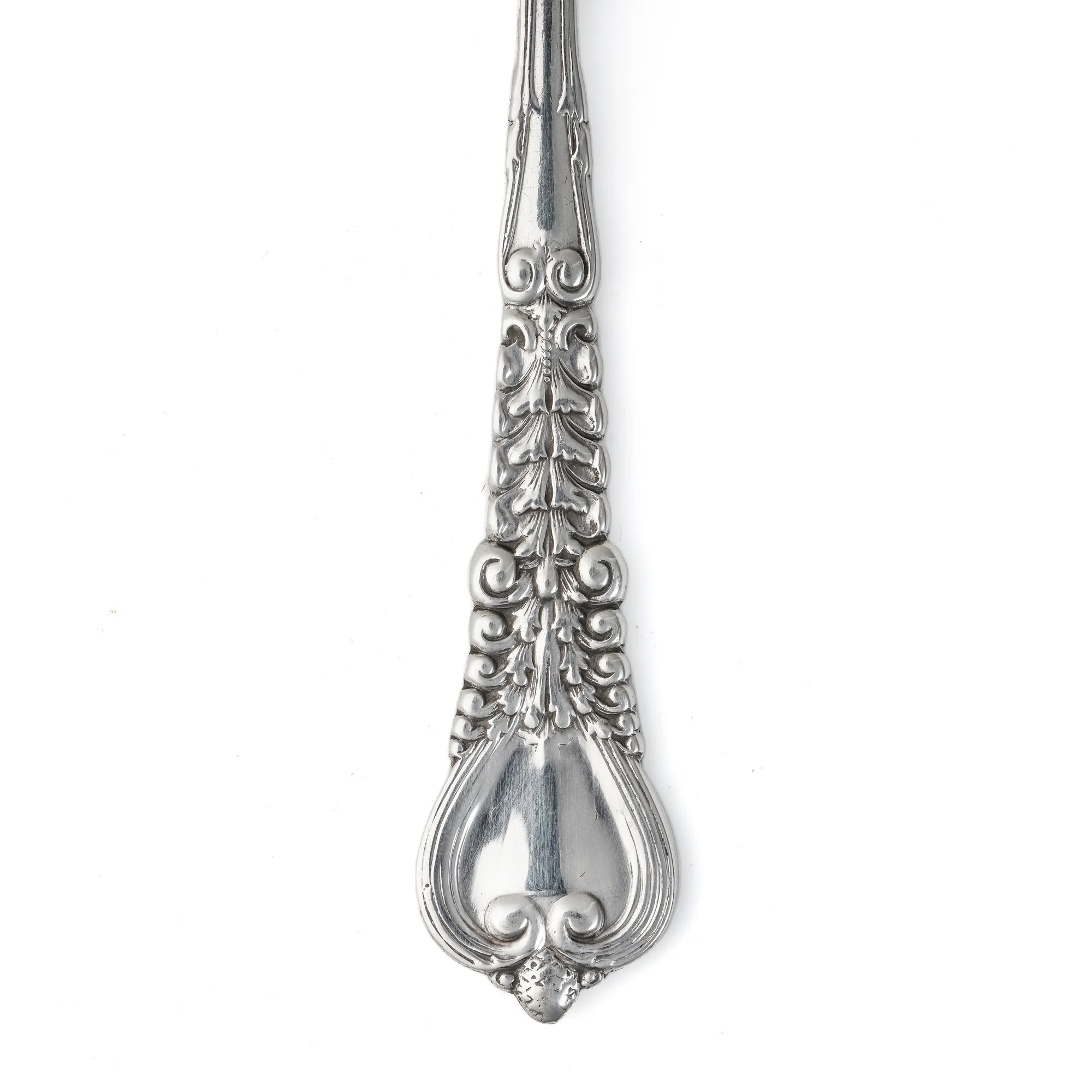Mozeris-Fine-Antiques-Tiffany-&-Co.-sterling-silver-Florentine-pattern-butter-knife-4.jpg