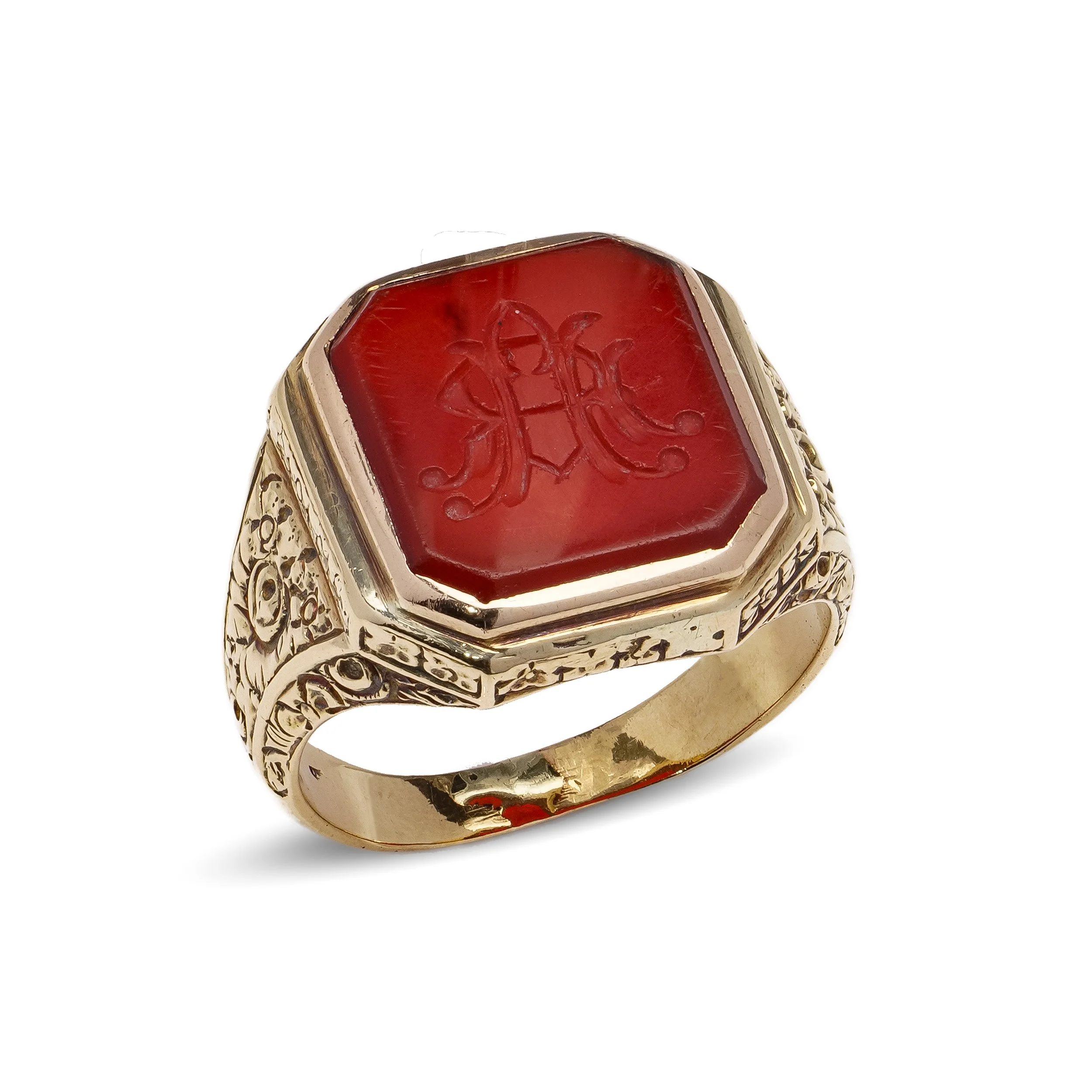 What Does Wearing a Signet Ring Mean?