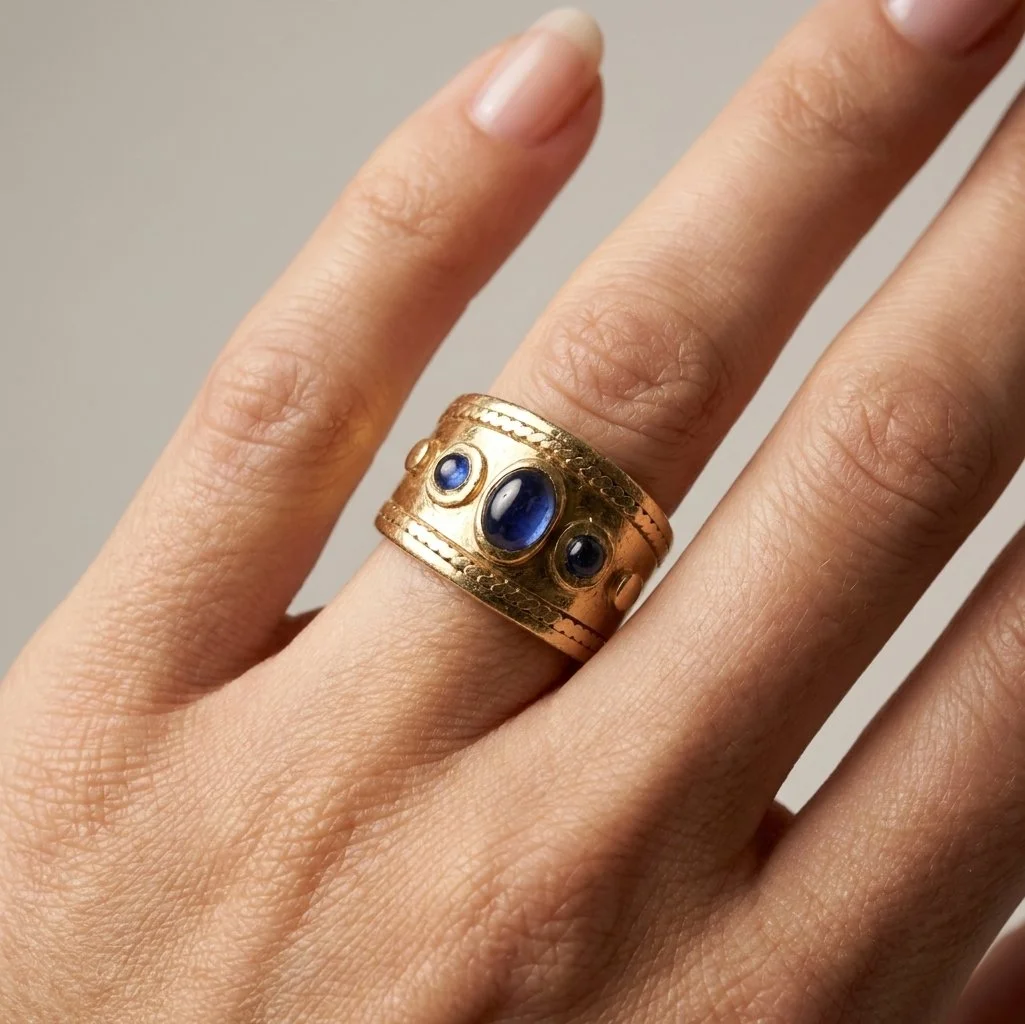 1970s-english-18kt-gold-cabochon-sapphire-ring-model-Mozeris-Fine-Antiques.jpg