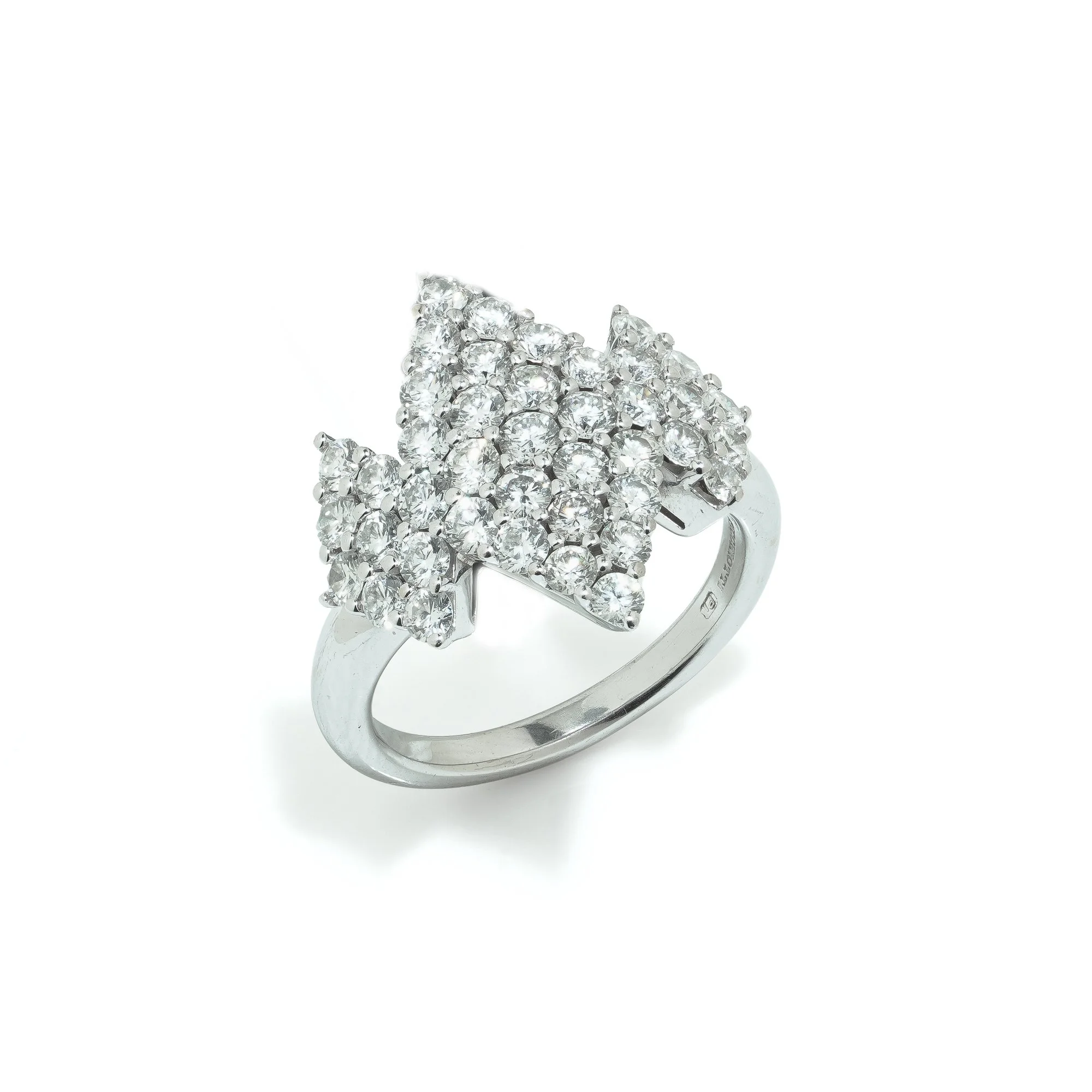 picchiotti-18kt-gold-diamond-cluster-ring-07-Mozeris-Fine-Antiques.jpg