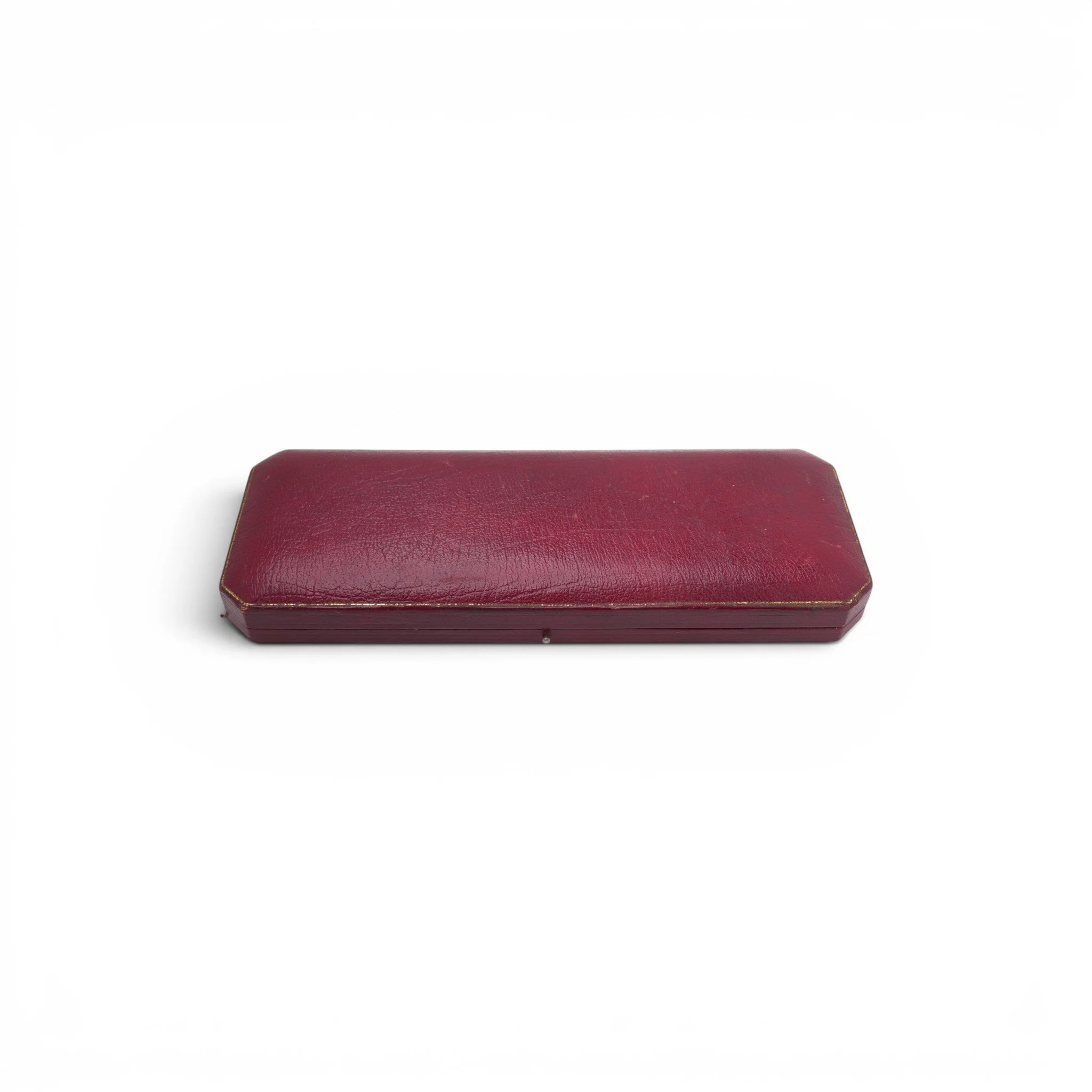 vintage-hancocks-co-red-leather-necklace-box-1950s-1980s-01-Mozeris-Fine-Antiques.jpg