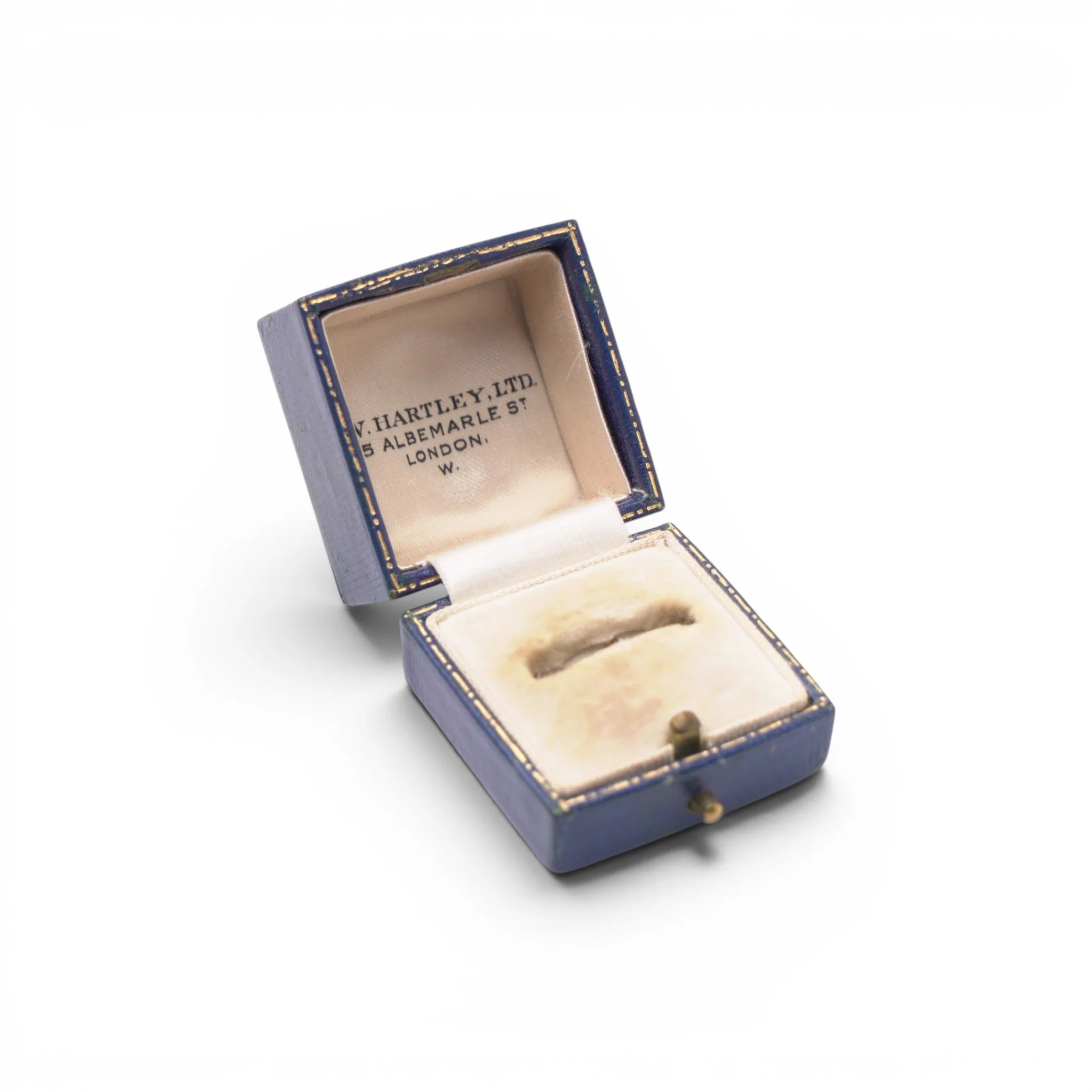 antique-fw-hartley-albemarle-street-london-blue-leather-ring-box-04-Mozeris-Fine-Antiques.jpg