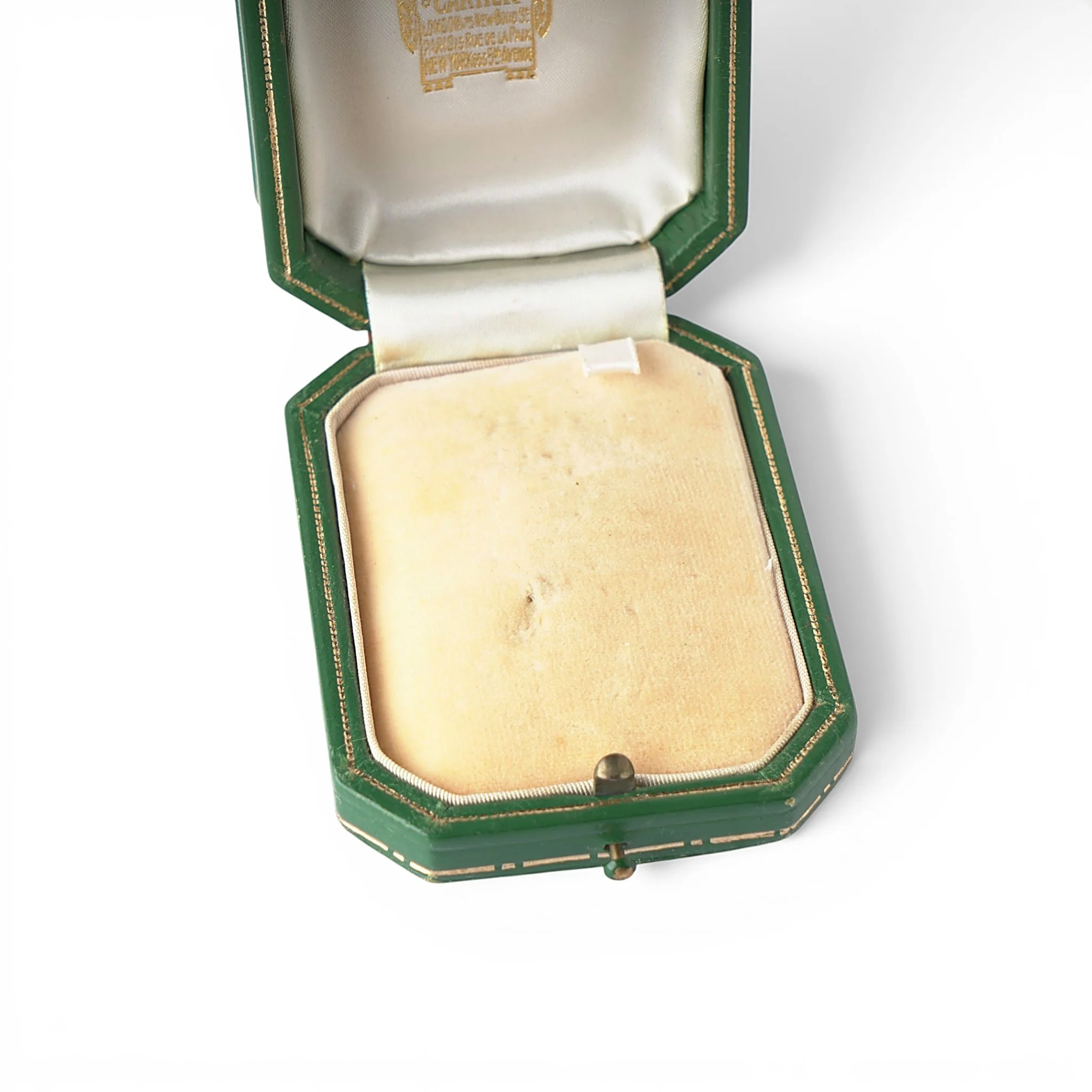rare-antique-cartier-art-deco-green-leather-box-06-Mozeris-Fine-Antiques.jpg