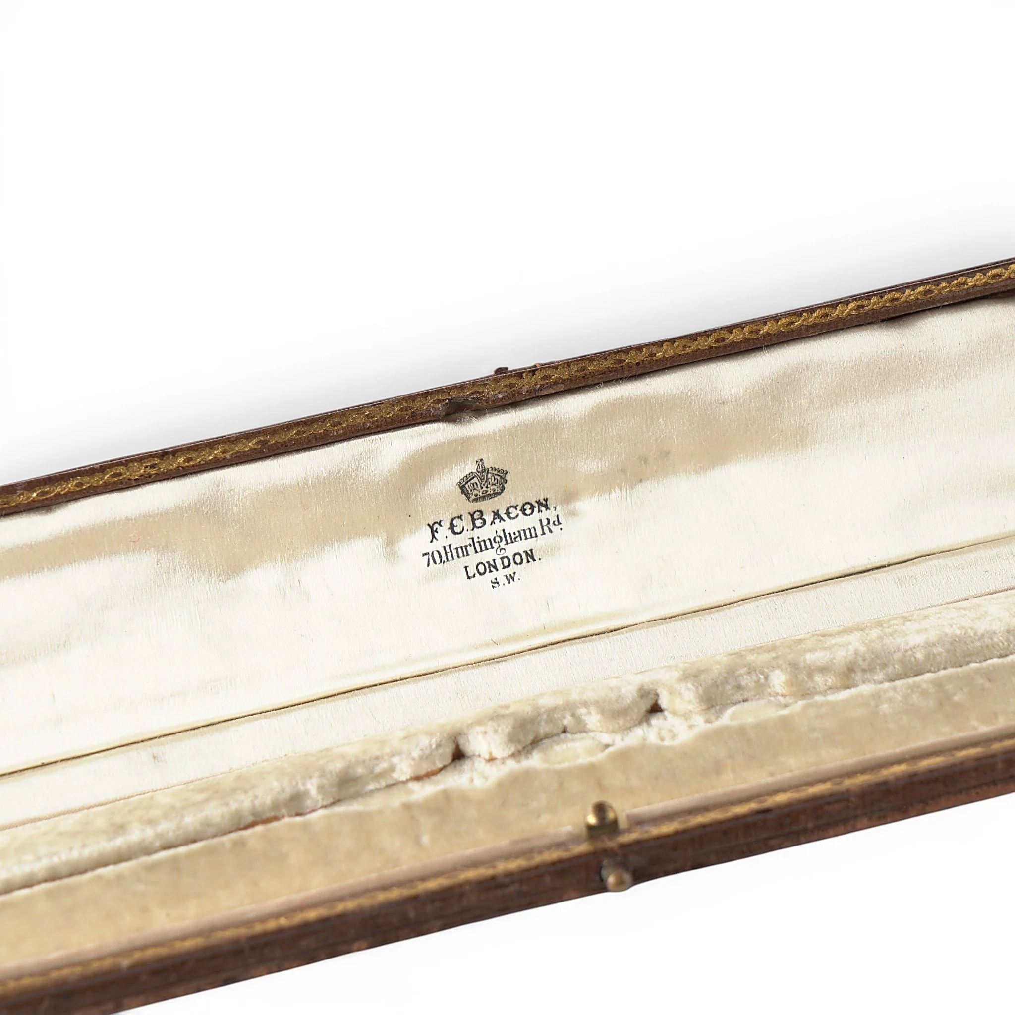 antique-fc-bacon-hurlingham-road-london-bracelet-box-05-Mozeris-Fine-Antiques.jpg